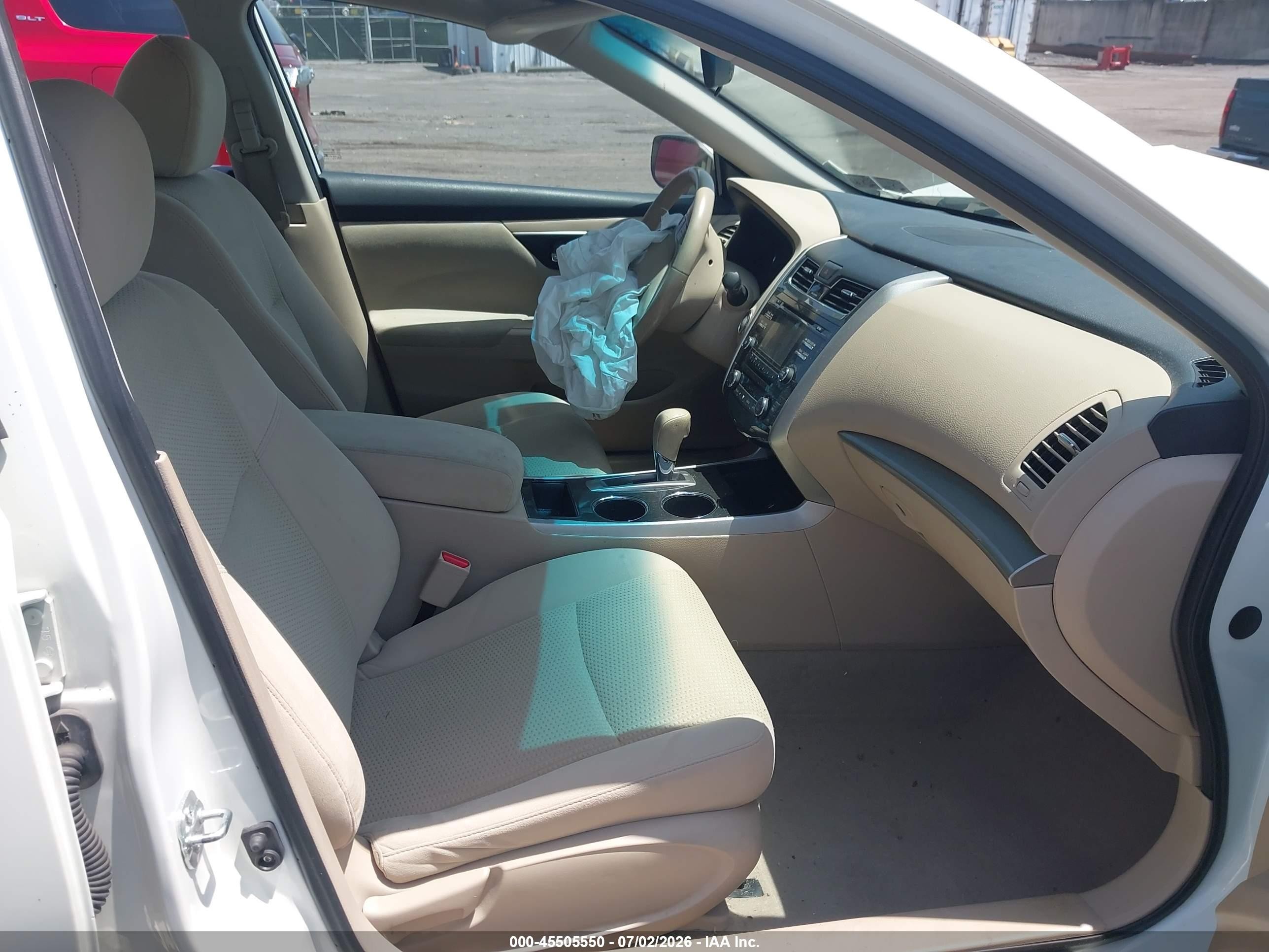 2014 Nissan Altima 2.5 Sv White vin: 1N4AL3AP0EC115282
