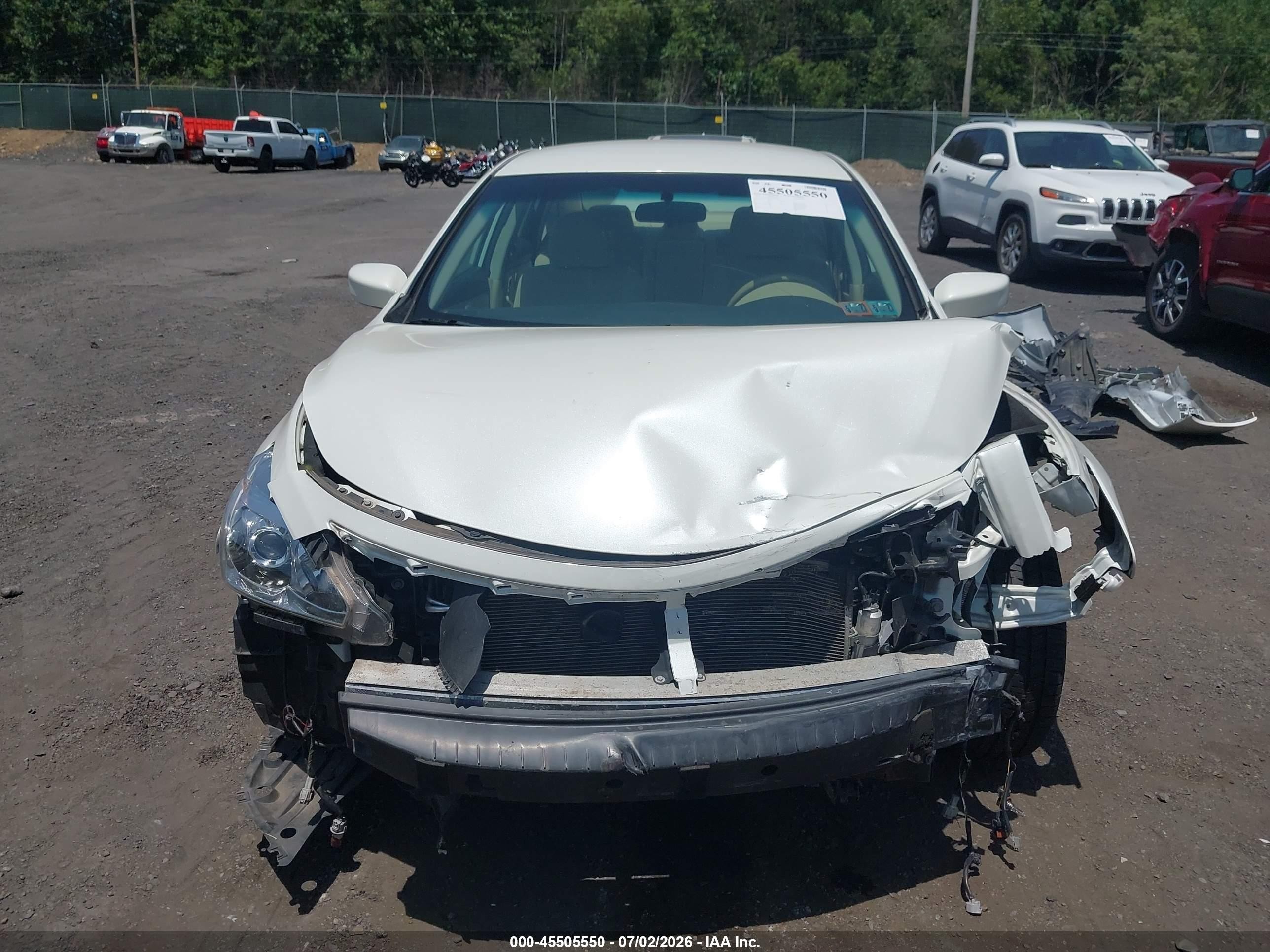 2014 Nissan Altima 2.5 Sv White vin: 1N4AL3AP0EC115282