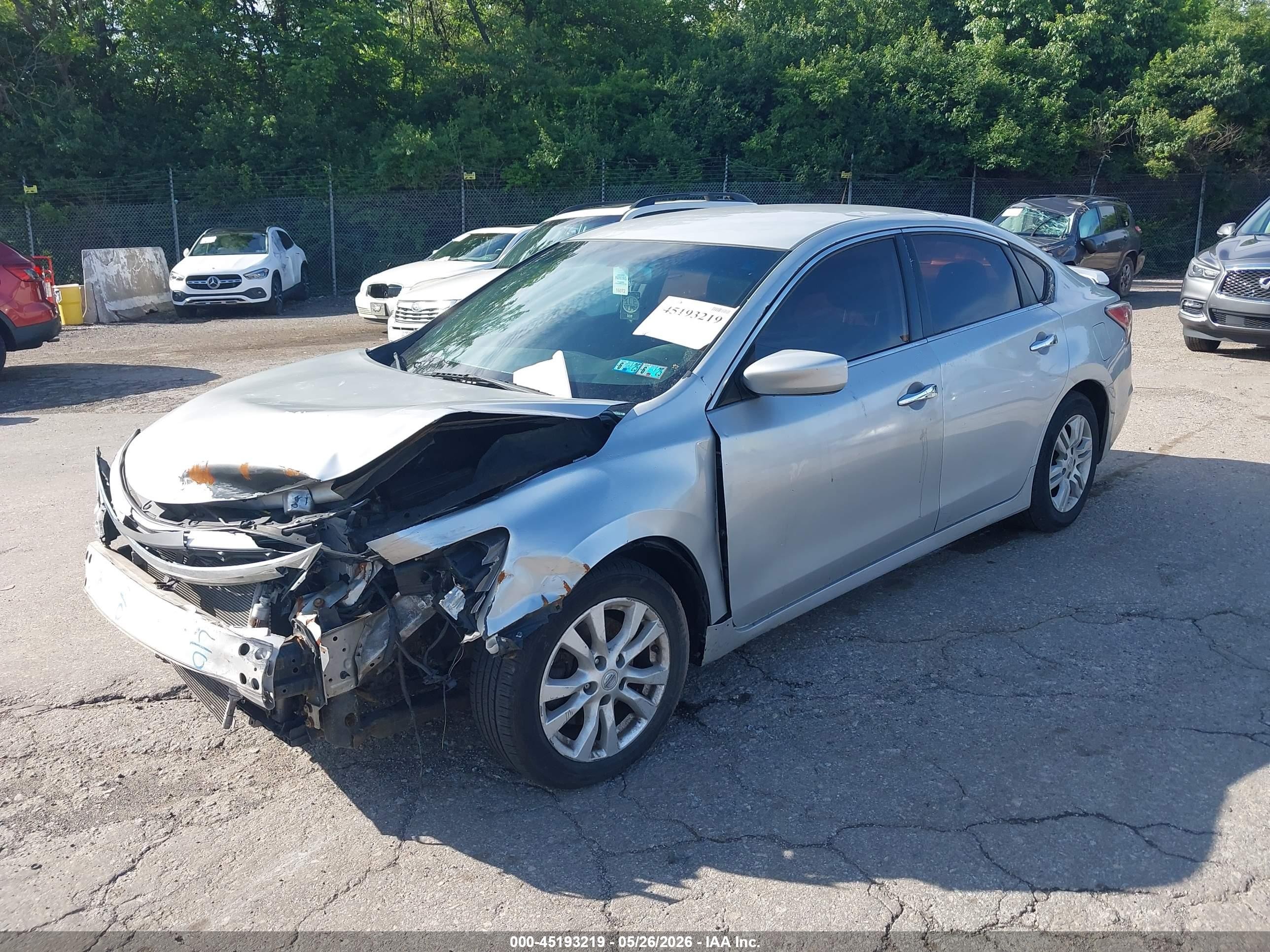 2014 Nissan Altima 2.5 S Silver vin: 1N4AL3AP0EC139873