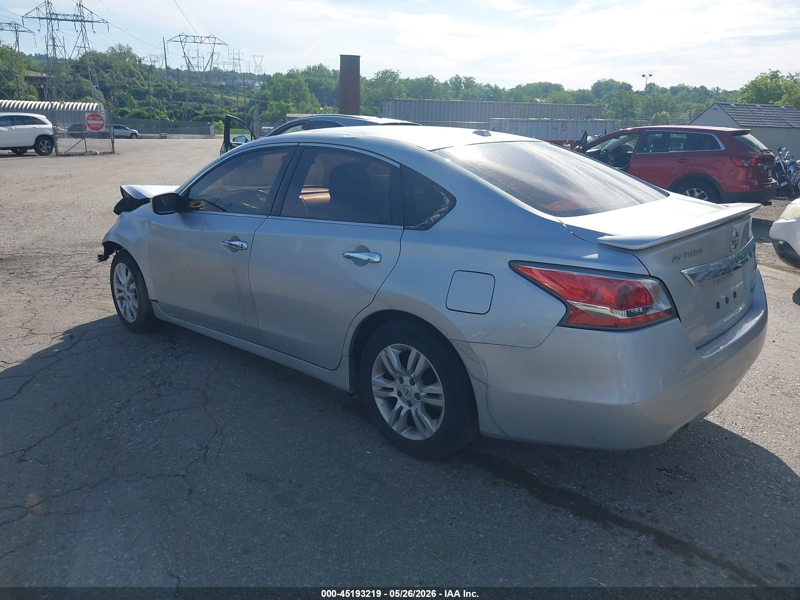 2014 Nissan Altima 2.5 S Silver vin: 1N4AL3AP0EC139873