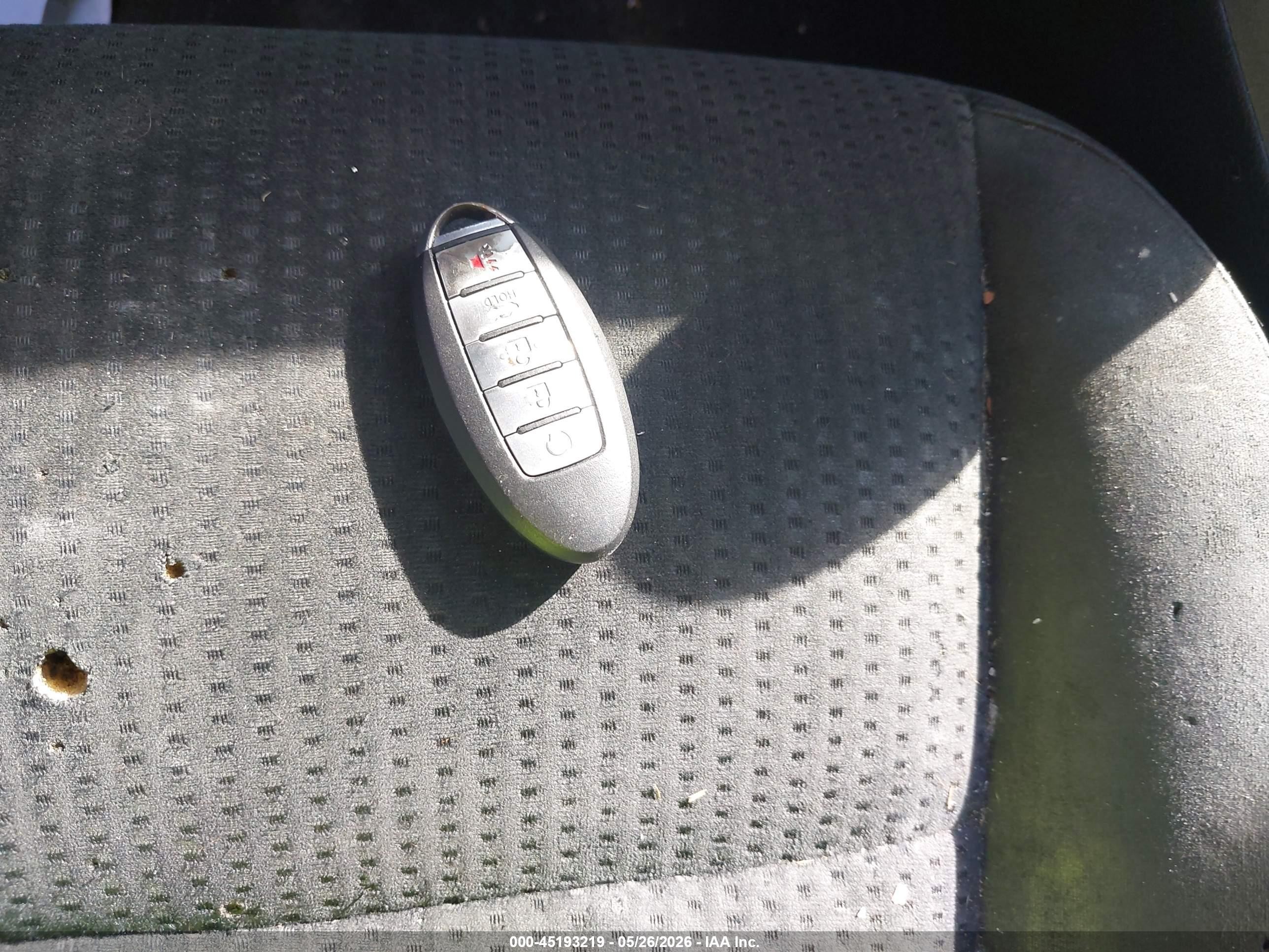 2014 Nissan Altima 2.5 S Silver vin: 1N4AL3AP0EC139873