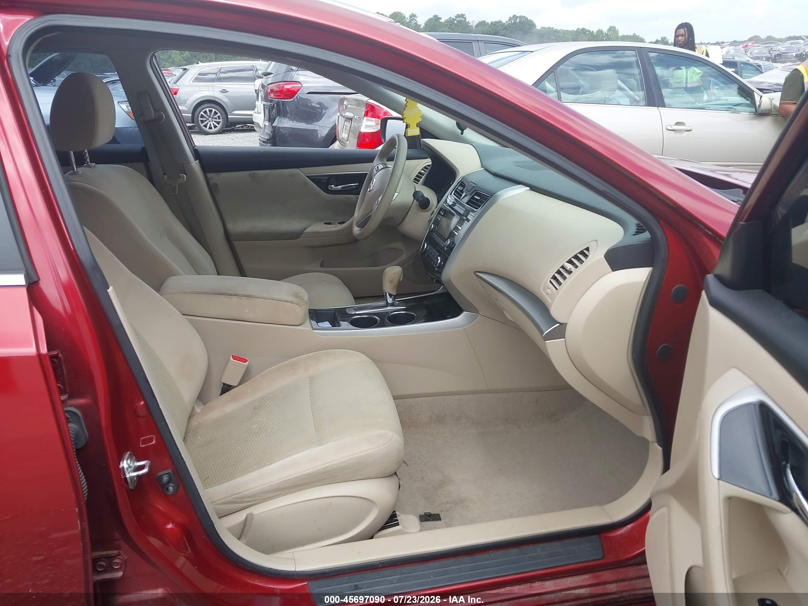 2014 Nissan Altima 2.5 S Красный vin: 1N4AL3AP0EC141588
