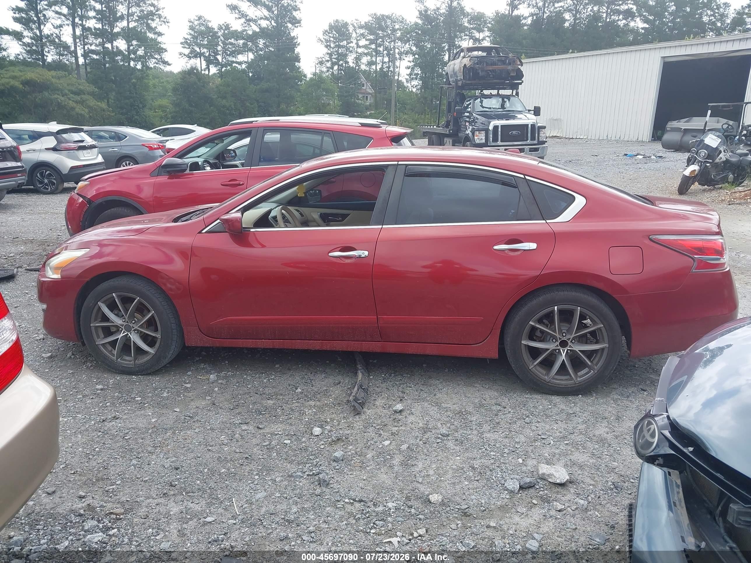2014 Nissan Altima 2.5 S Красный vin: 1N4AL3AP0EC141588