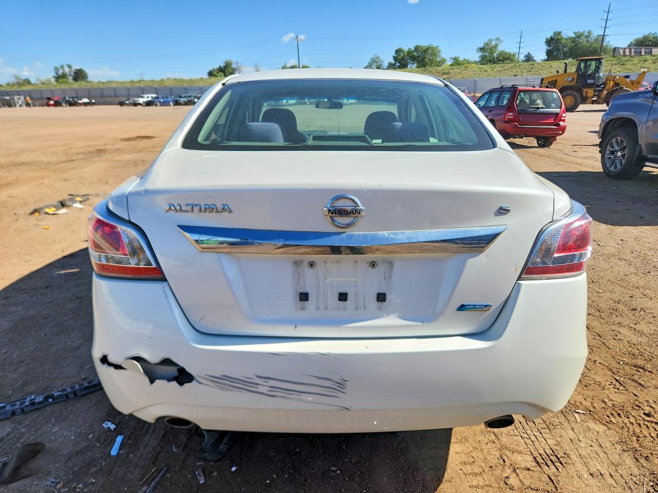 2014 Nissan Altima 2.5 S White vin: 1N4AL3AP0EC148136