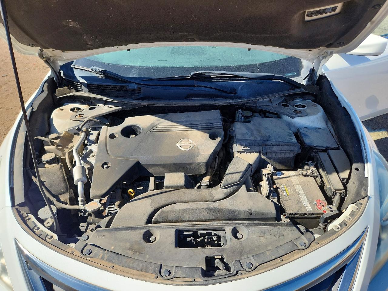 2014 Nissan Altima 2.5 S White vin: 1N4AL3AP0EC148136
