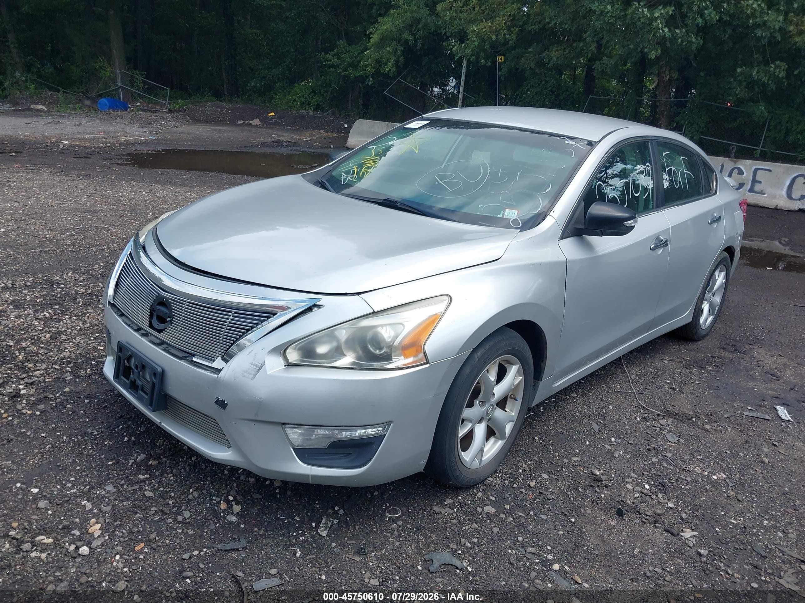 2014 Nissan Altima 2.5 S Silver vin: 1N4AL3AP0EC149433