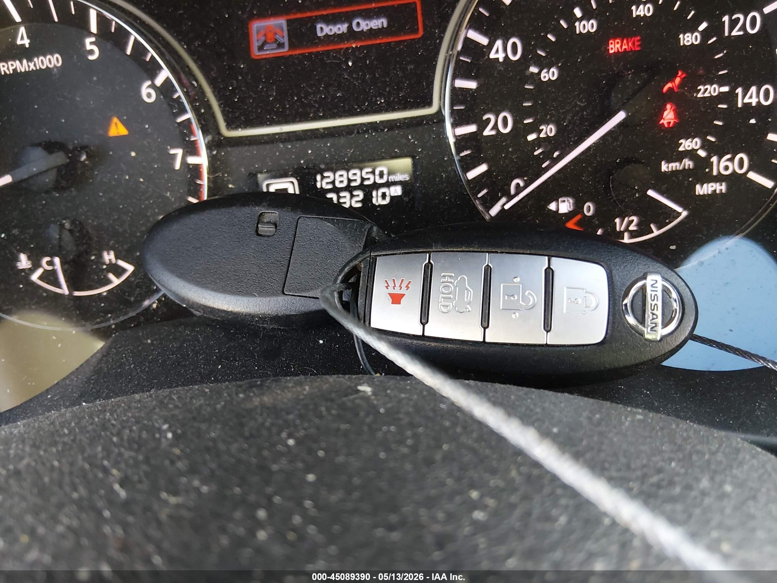 2014 Nissan Altima 2.5 S Silver vin: 1N4AL3AP0EC163610