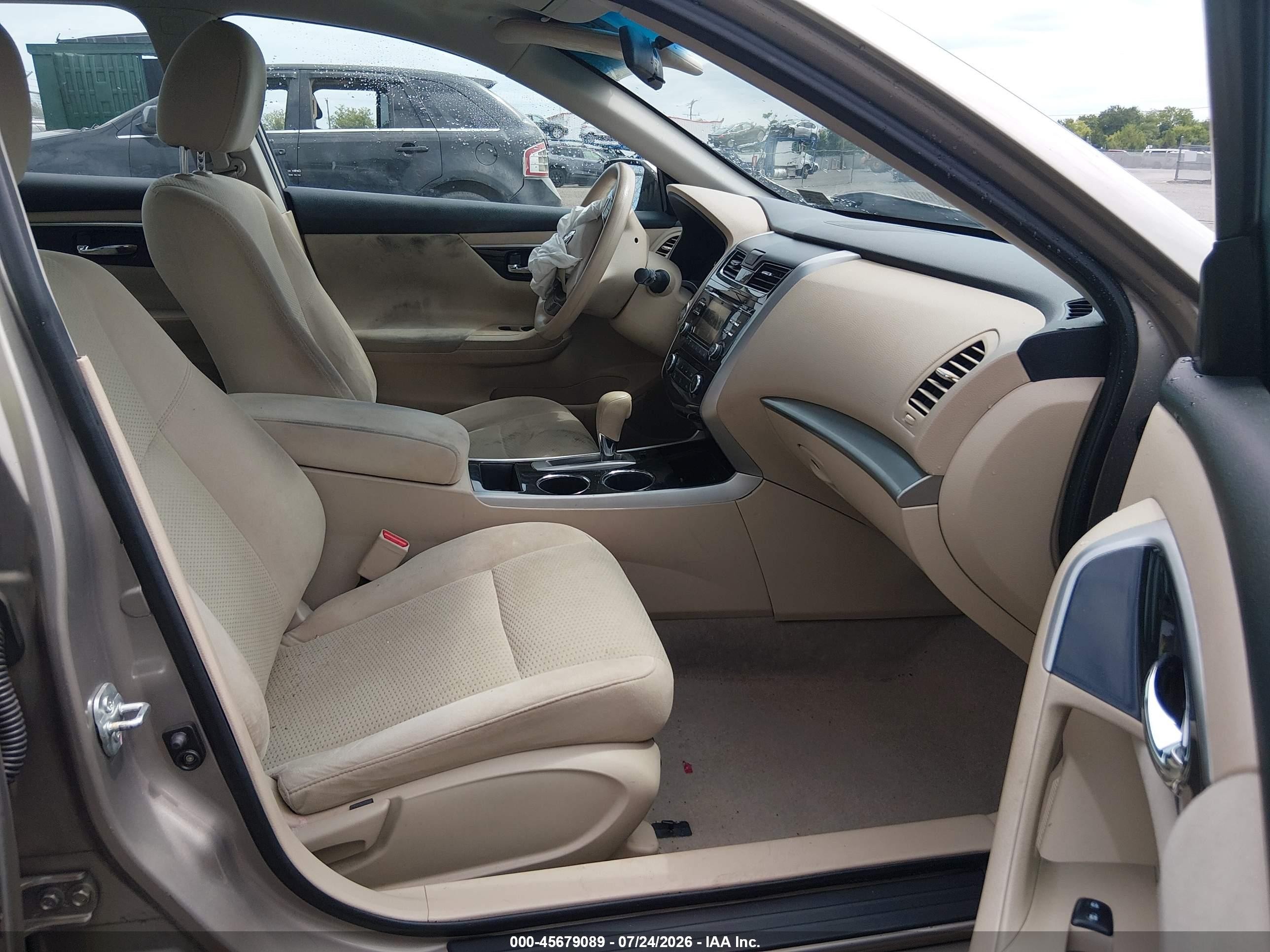 2014 Nissan Altima 2.5 S Beige vin: 1N4AL3AP0EC169729