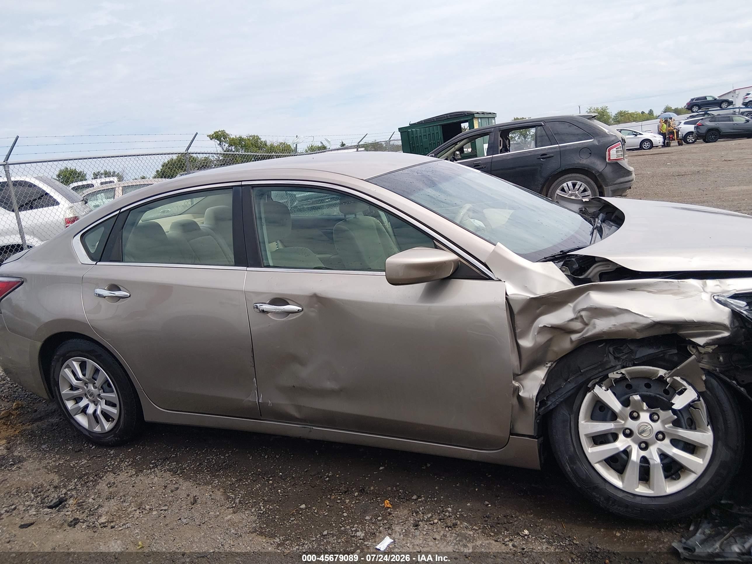 2014 Nissan Altima 2.5 S Beige vin: 1N4AL3AP0EC169729