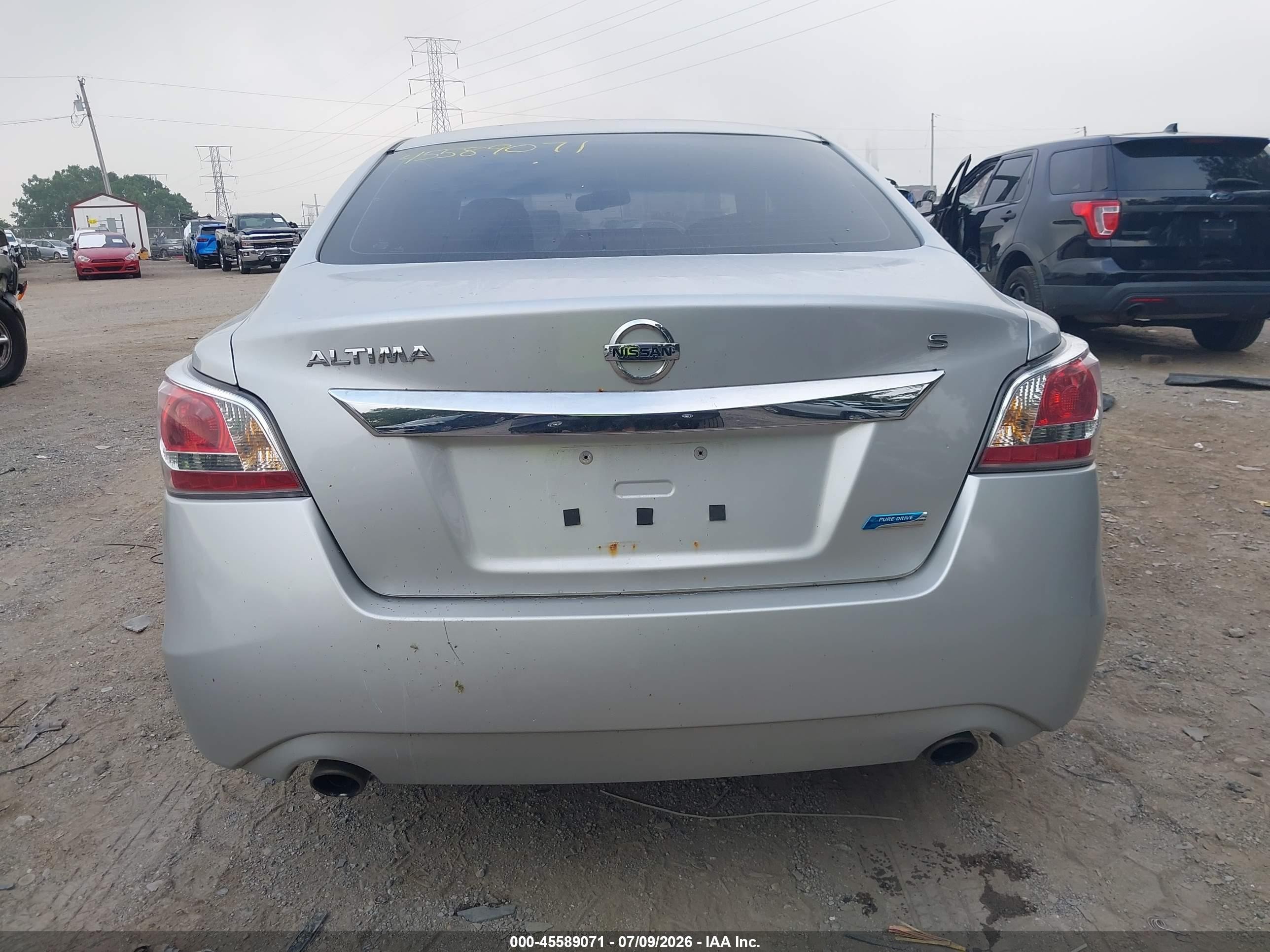 2014 Nissan Altima 2.5 S Silver vin: 1N4AL3AP0EC170864