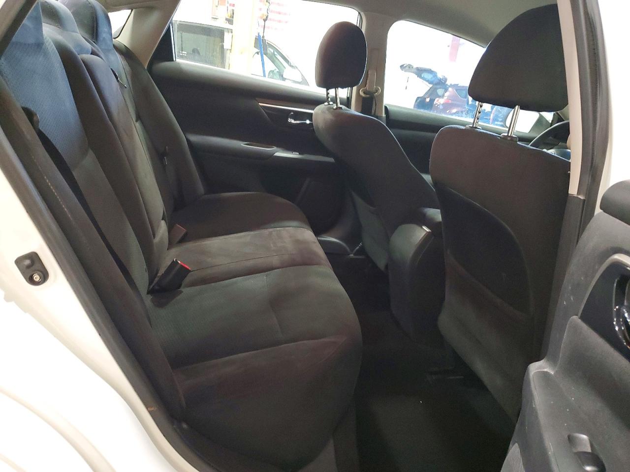 2014 Nissan Altima 2.5 S White vin: 1N4AL3AP0EC172260