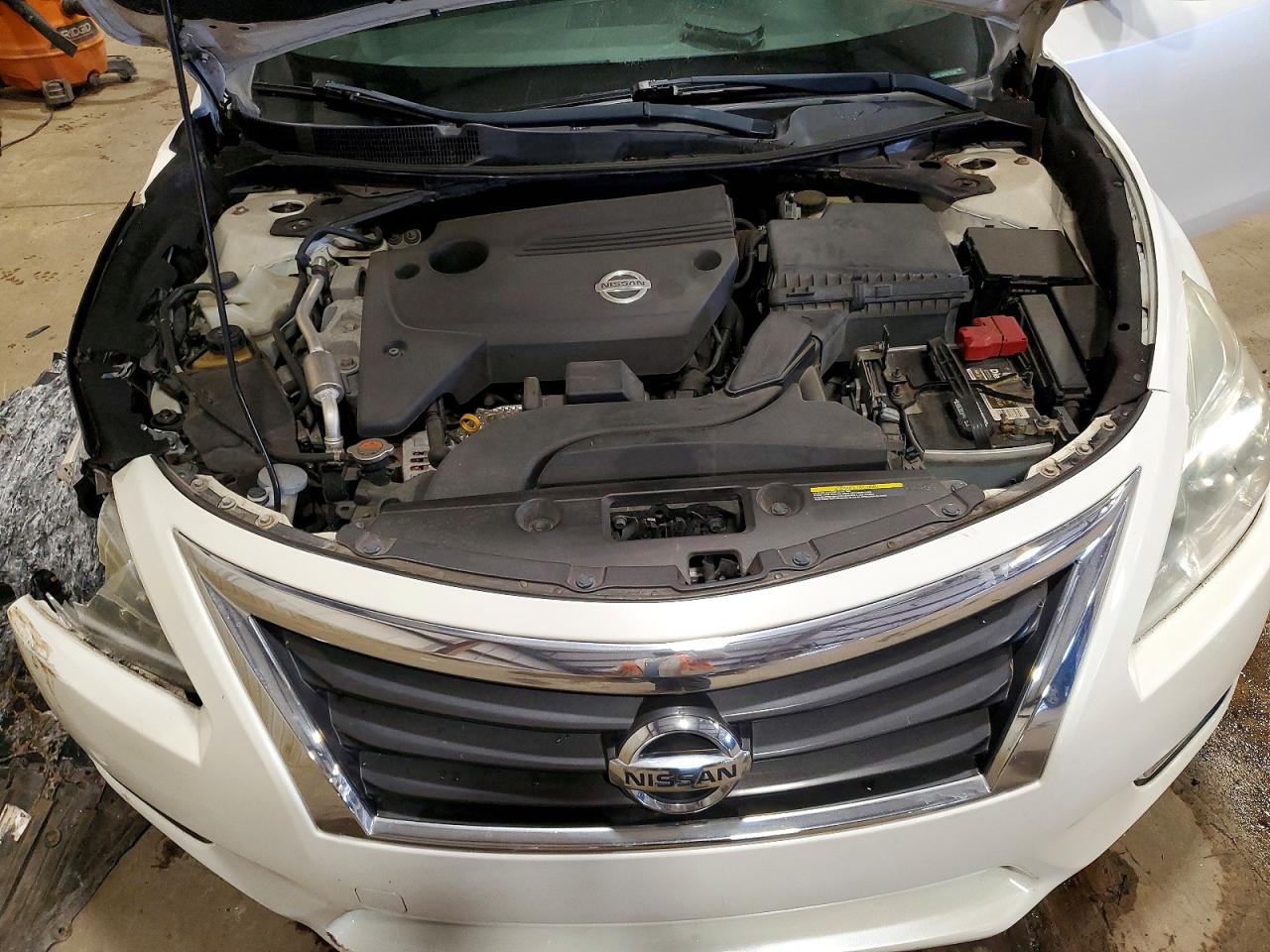 2014 Nissan Altima 2.5 S White vin: 1N4AL3AP0EC172260