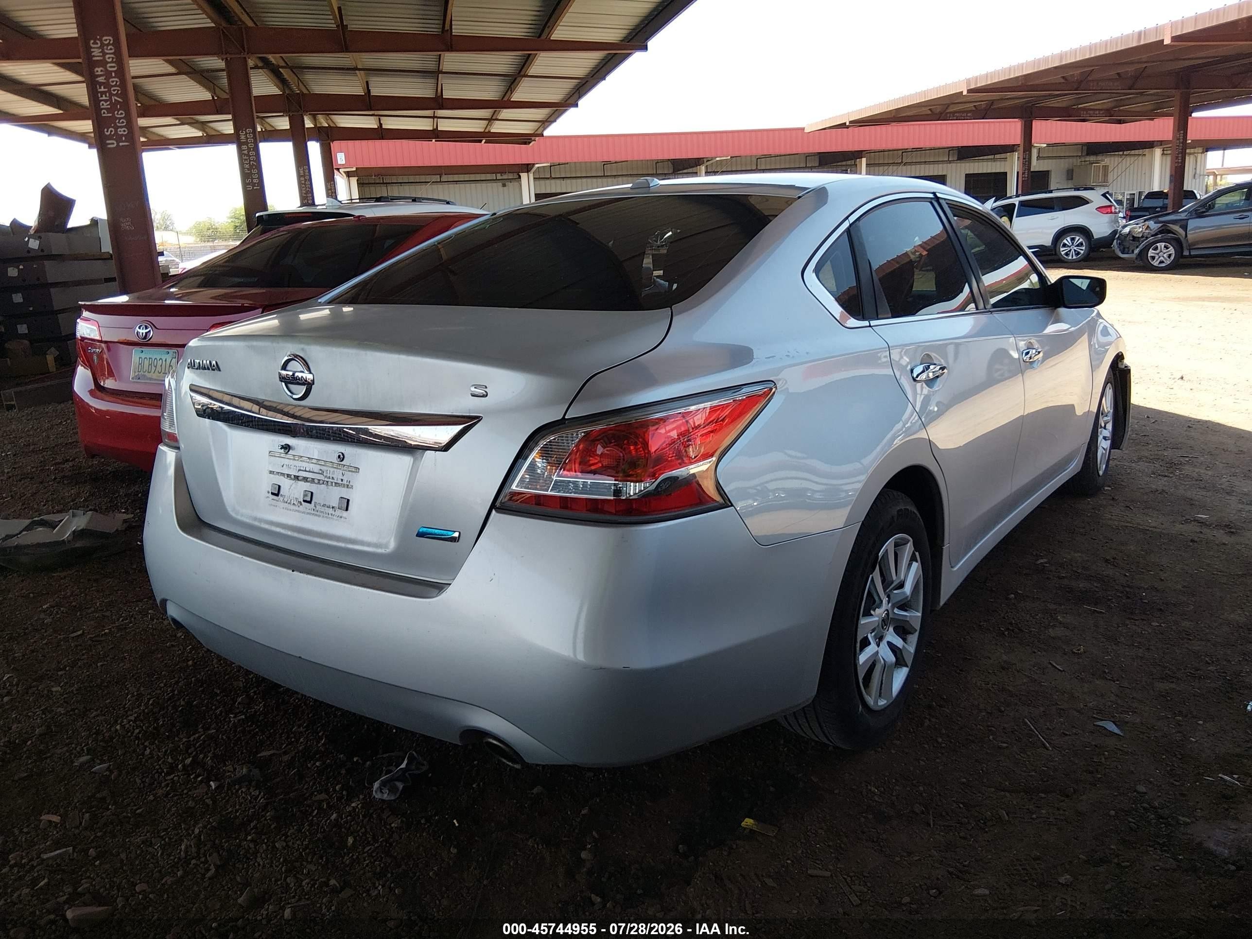 2014 Nissan Altima 2.5 S Silver vin: 1N4AL3AP0EC173098