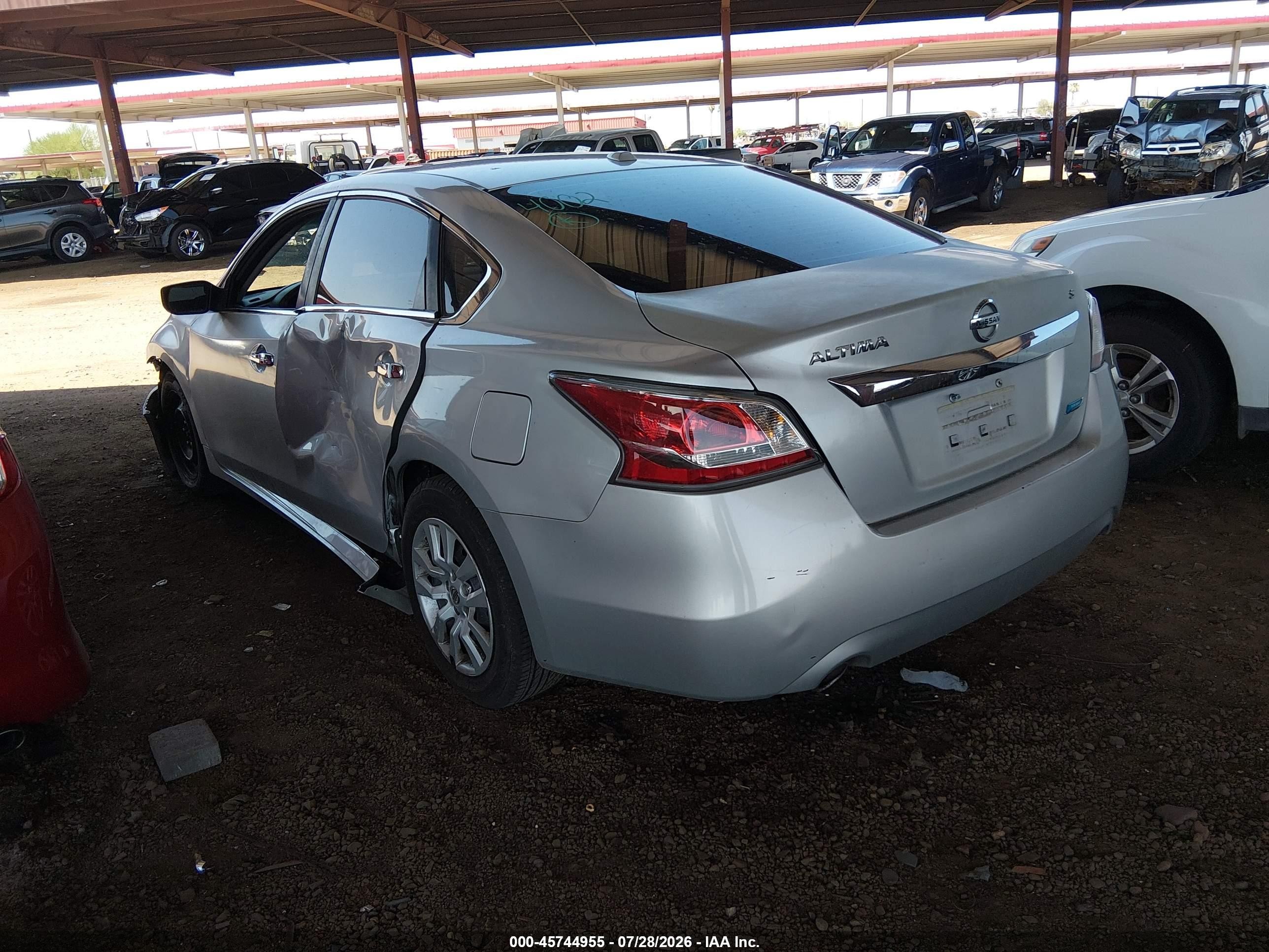 2014 Nissan Altima 2.5 S Silver vin: 1N4AL3AP0EC173098