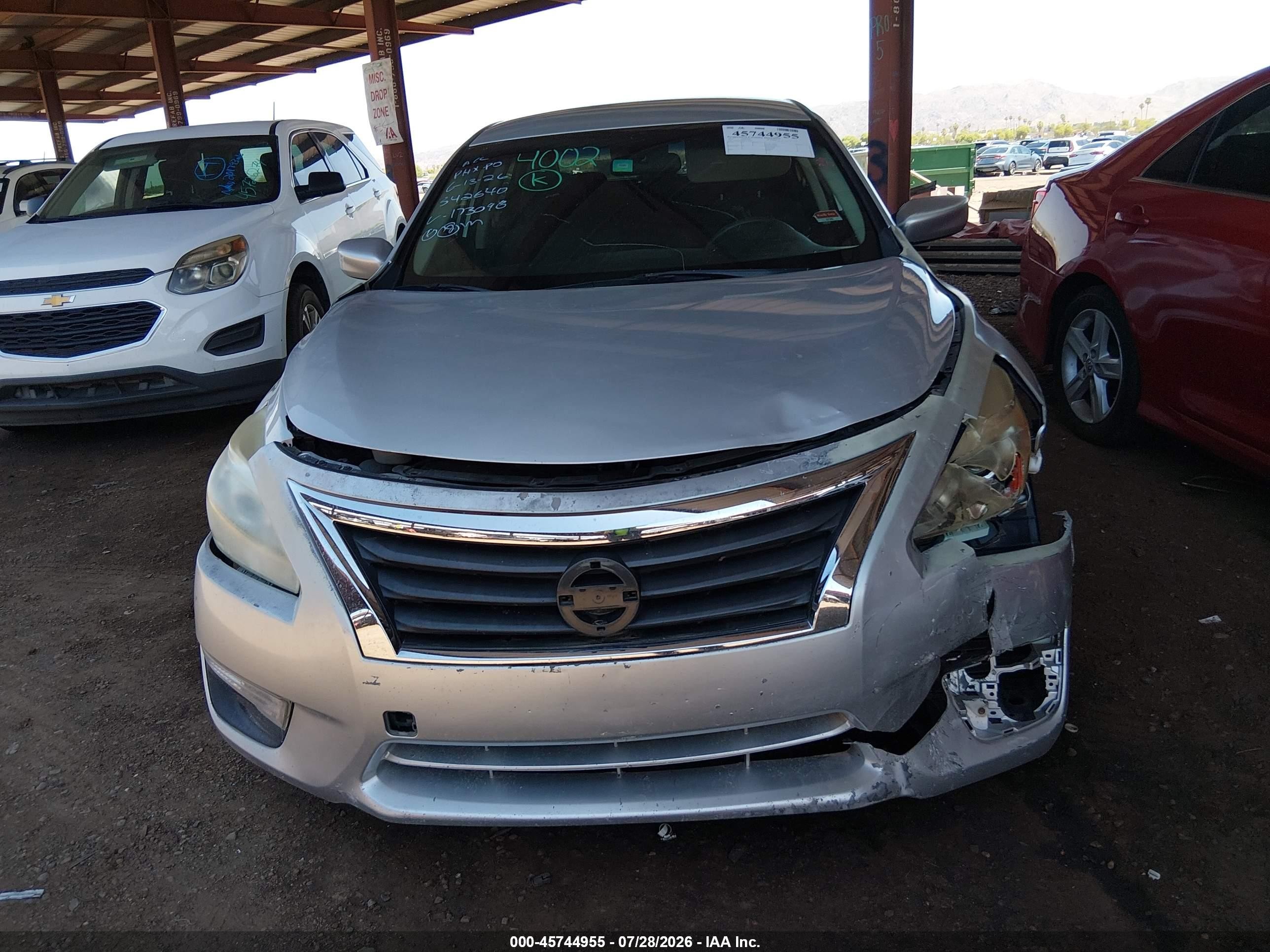 2014 Nissan Altima 2.5 S Silver vin: 1N4AL3AP0EC173098