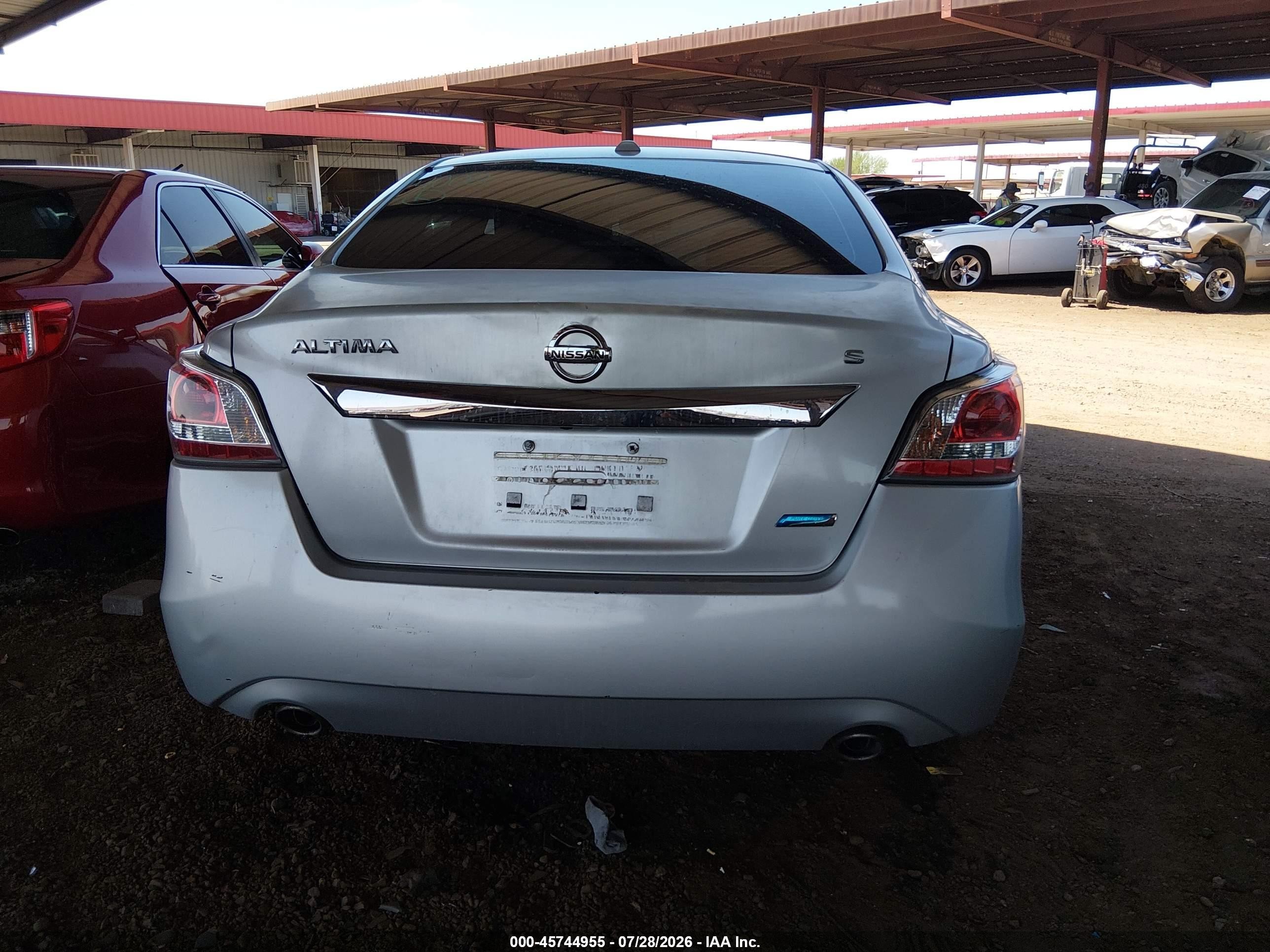 2014 Nissan Altima 2.5 S Silver vin: 1N4AL3AP0EC173098