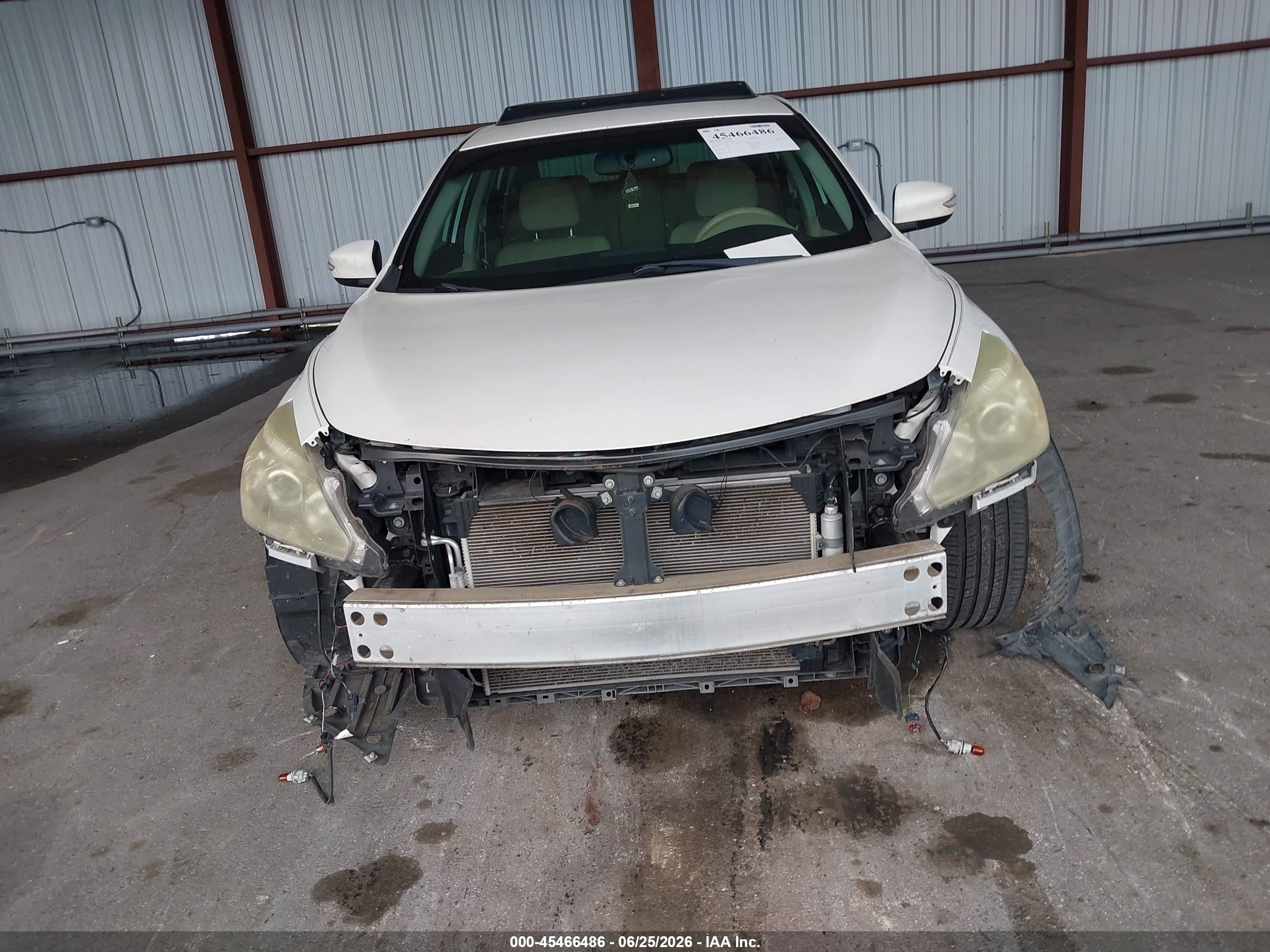 2014 Nissan Altima 2.5 Sv White vin: 1N4AL3AP0EC173683
