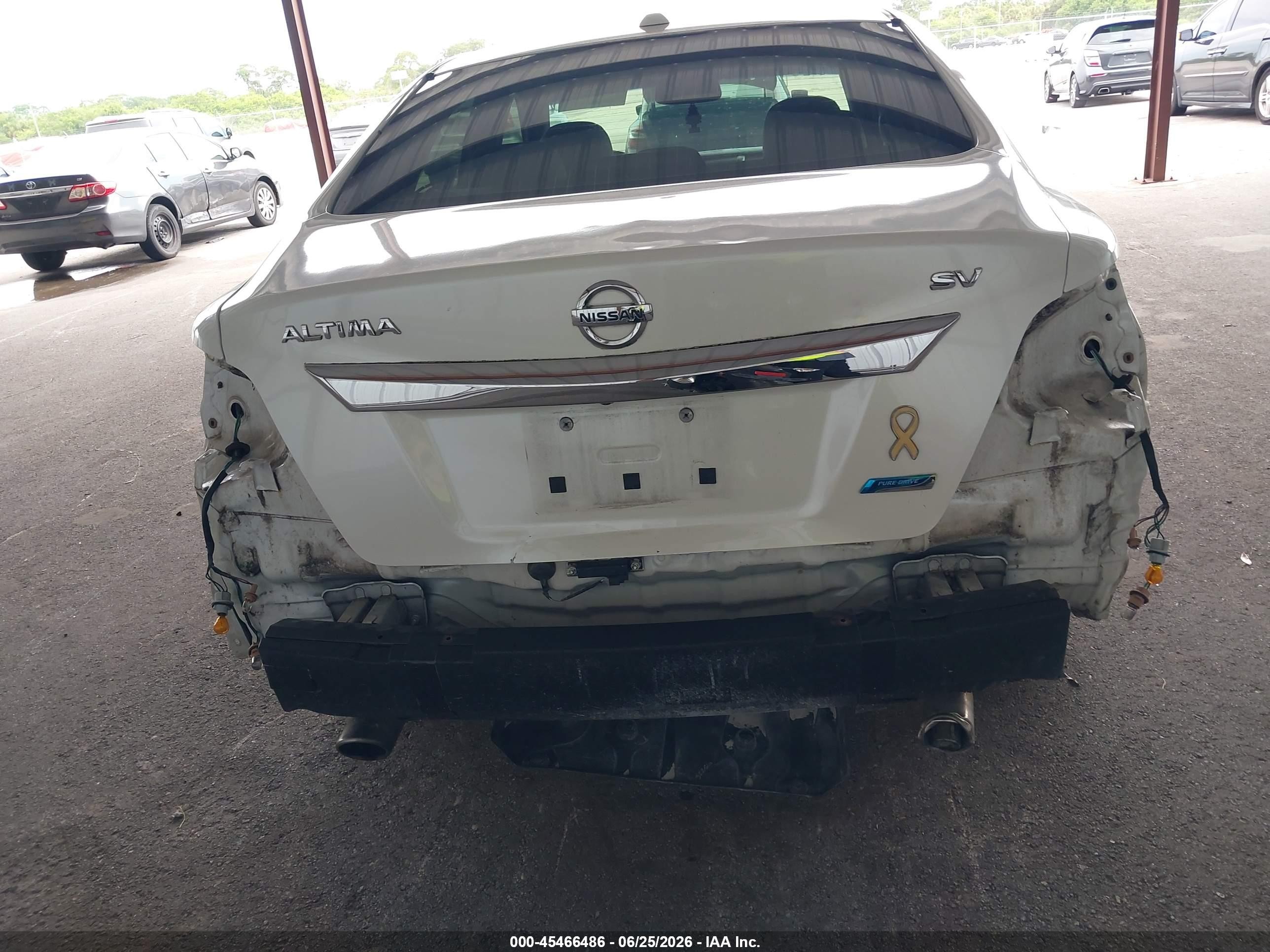 2014 Nissan Altima 2.5 Sv White vin: 1N4AL3AP0EC173683