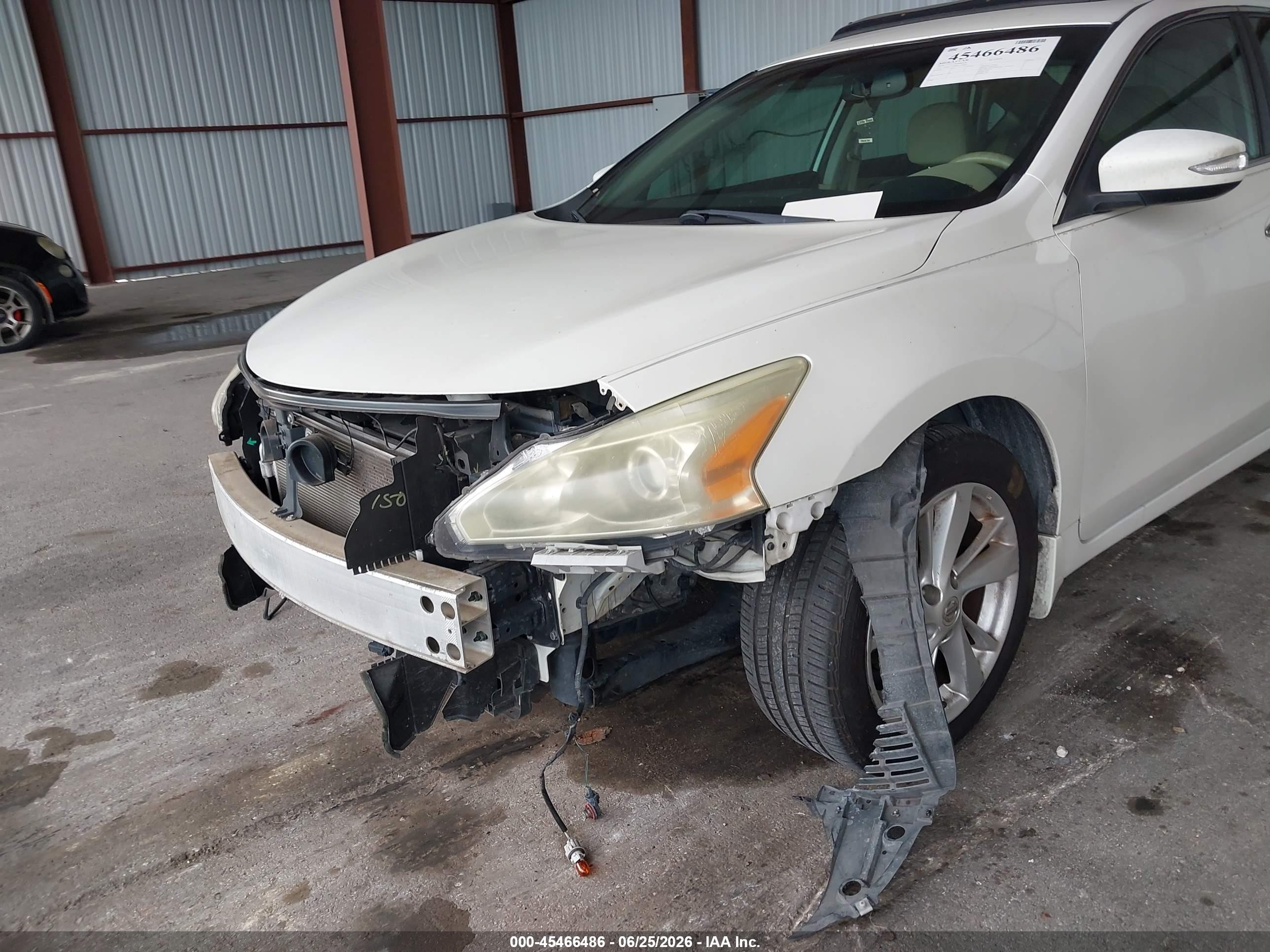2014 Nissan Altima 2.5 Sv White vin: 1N4AL3AP0EC173683