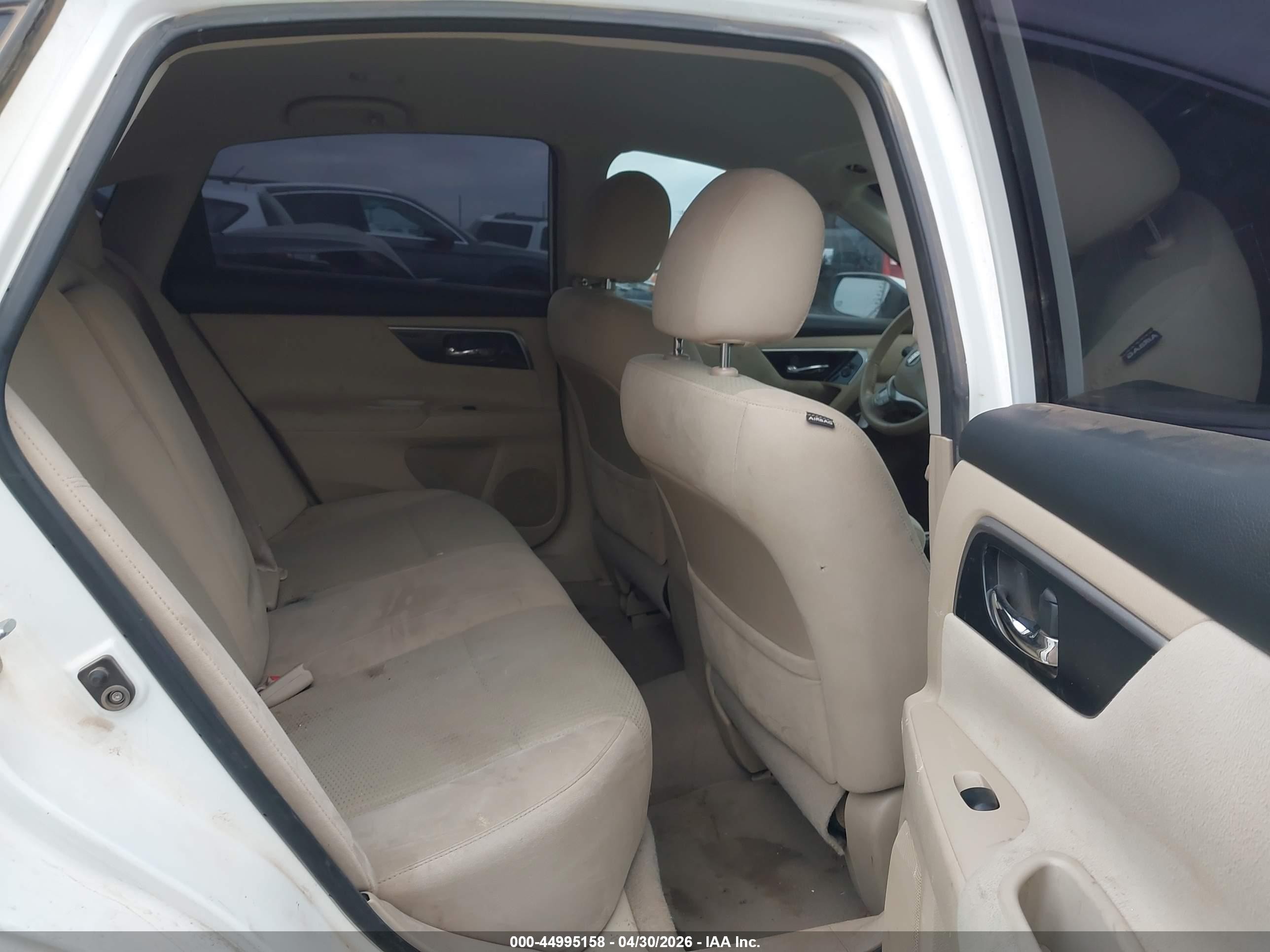2014 Nissan Altima 2.5 Sv White vin: 1N4AL3AP0EC190760