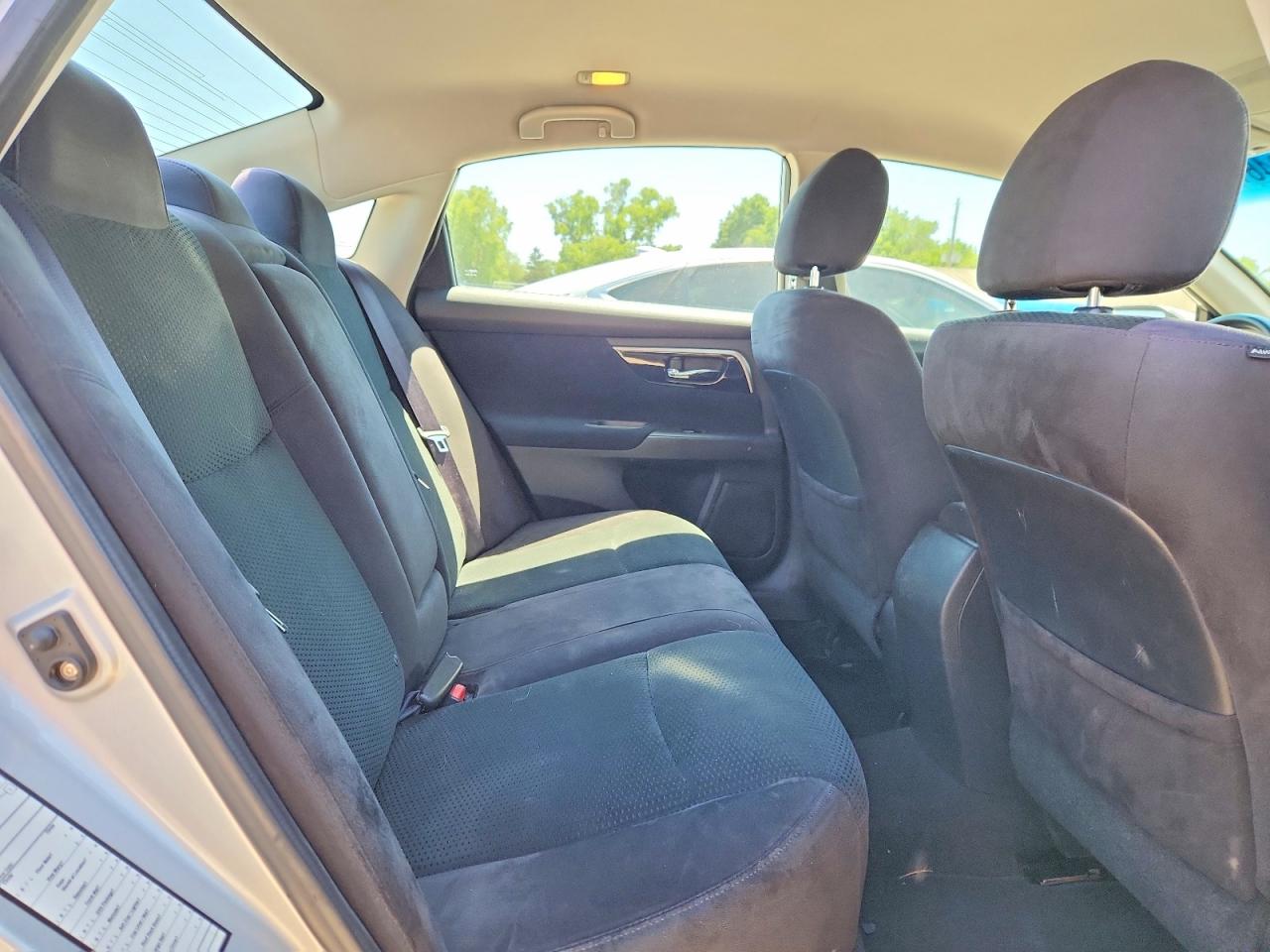 2014 Nissan Altima 2.5 S Silver vin: 1N4AL3AP0EC197336