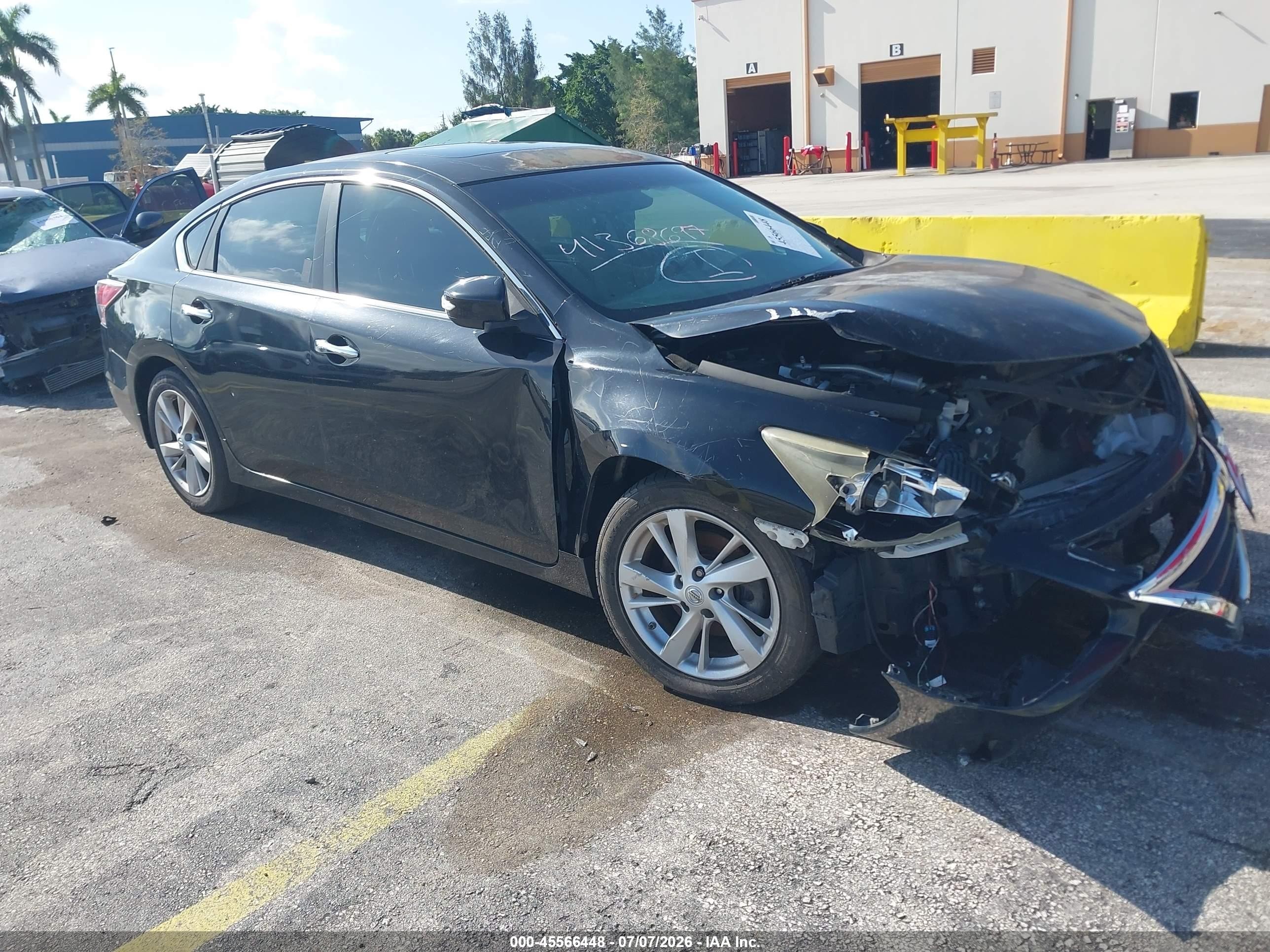 2014 Nissan Altima 2.5 Sv Black vin: 1N4AL3AP0EC202017