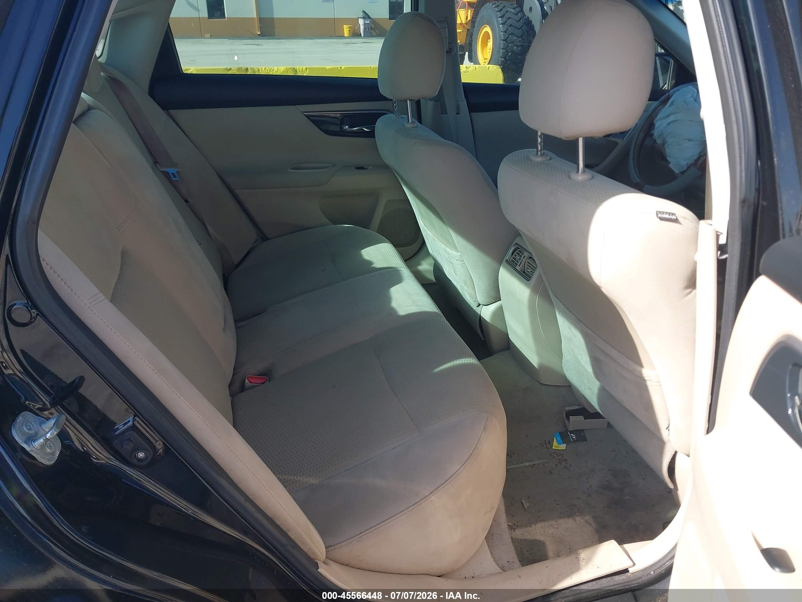 2014 Nissan Altima 2.5 Sv Black vin: 1N4AL3AP0EC202017