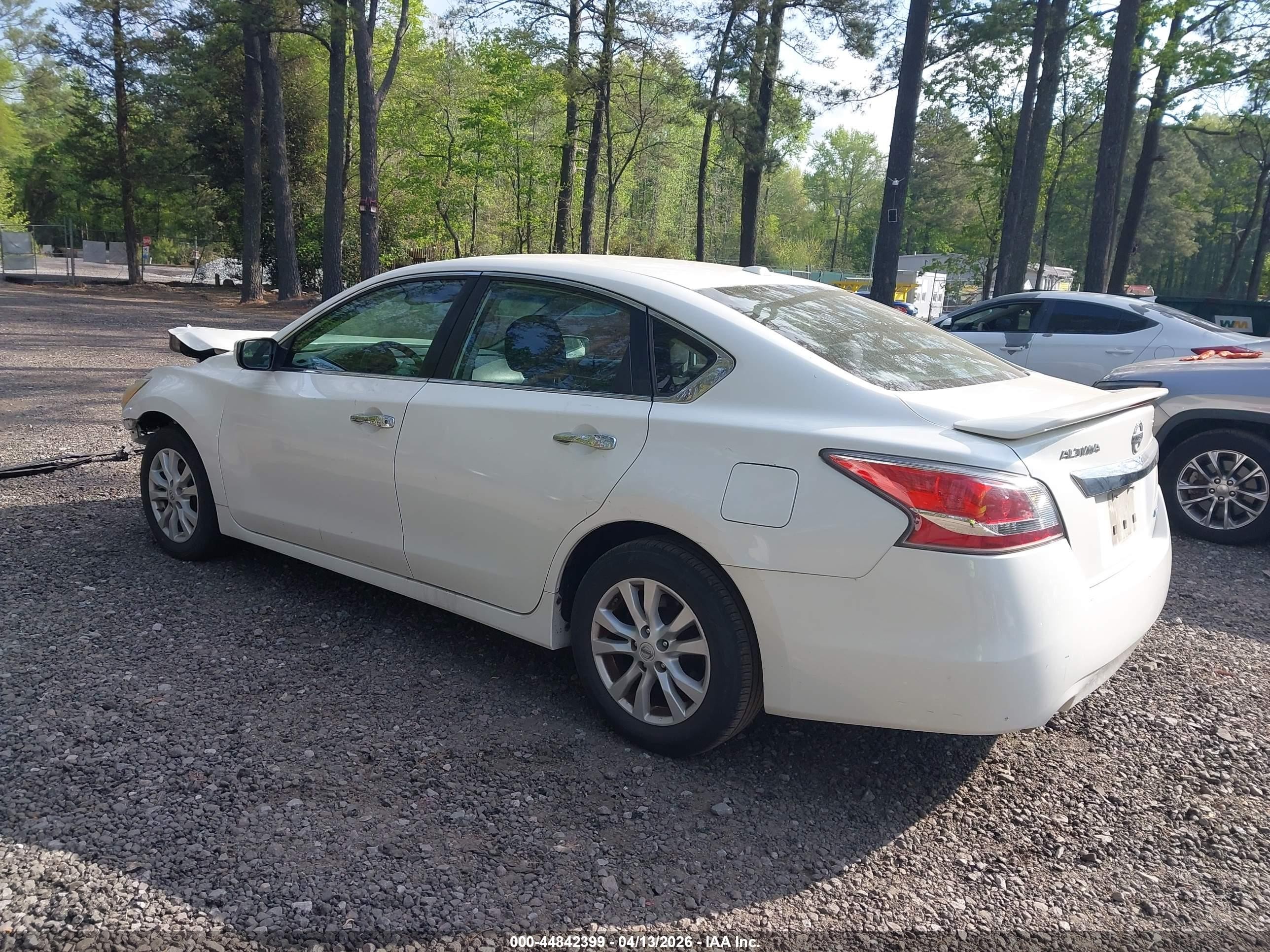 2014 Nissan Altima 2.5 S Белый vin: 1N4AL3AP0EC294536