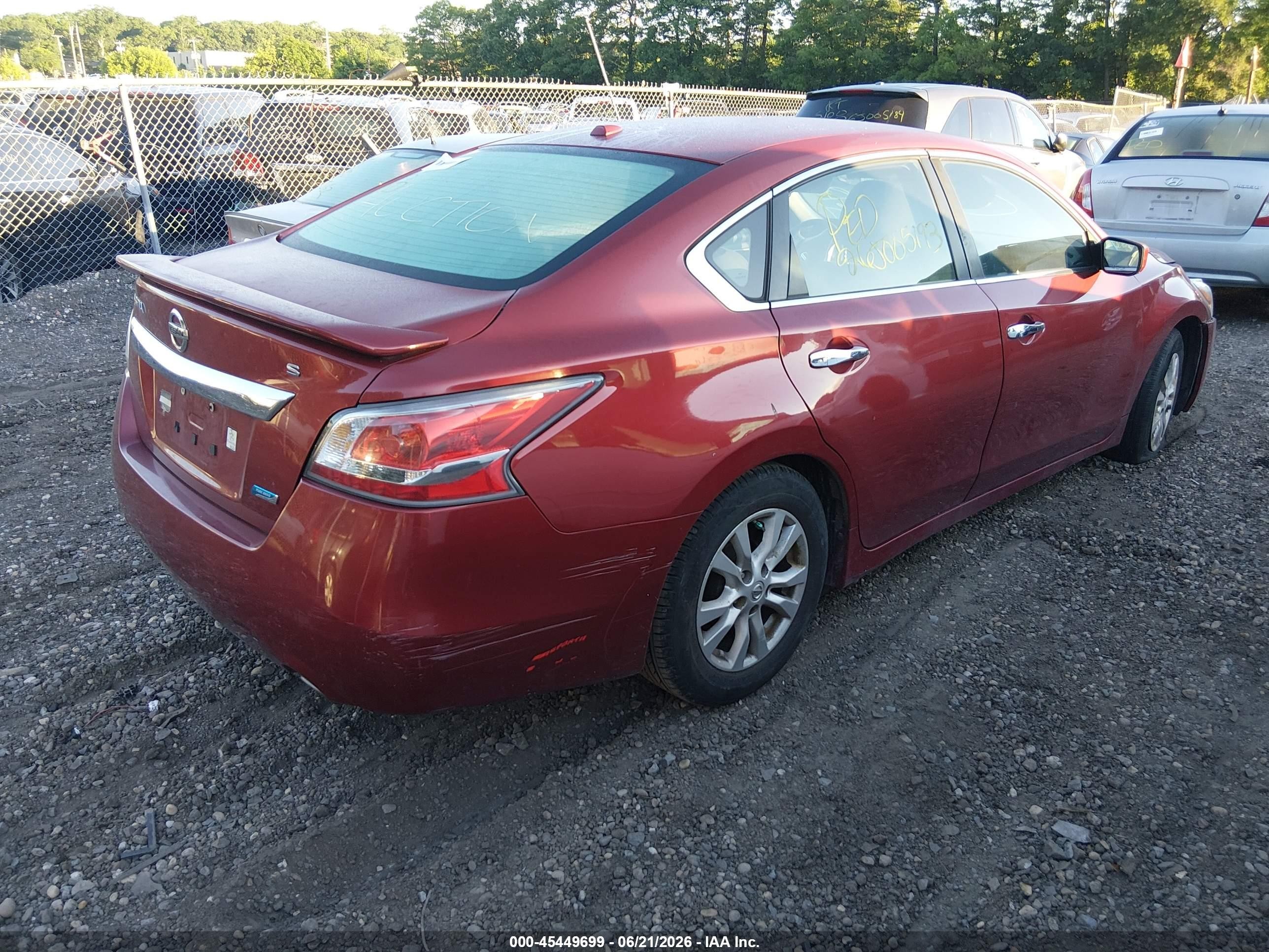 2014 Nissan Altima 2.5/2.5 S/2.5 Sl/2.5 Sv Red vin: 1N4AL3AP0EC401729