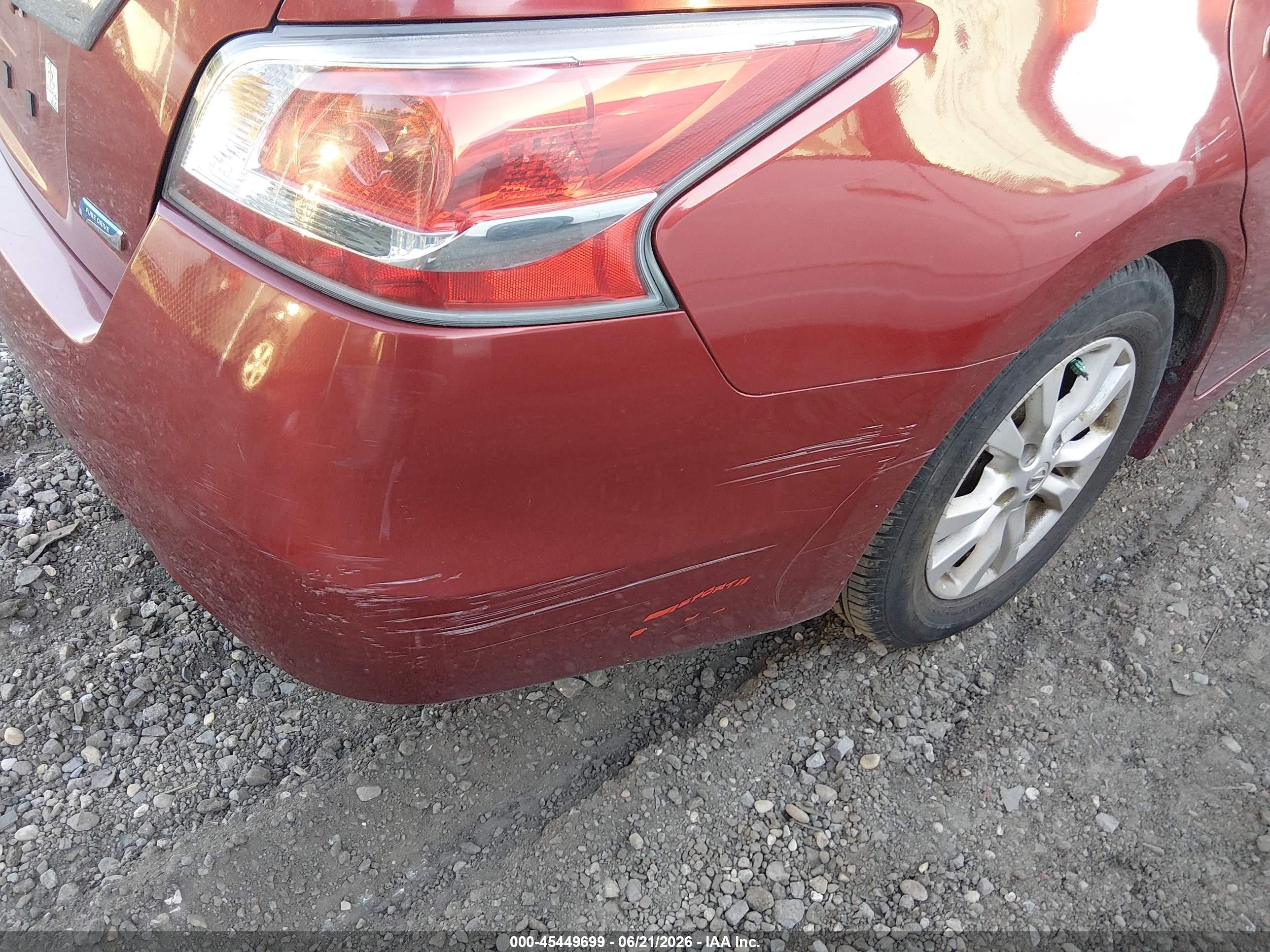 2014 Nissan Altima 2.5/2.5 S/2.5 Sl/2.5 Sv Red vin: 1N4AL3AP0EC401729