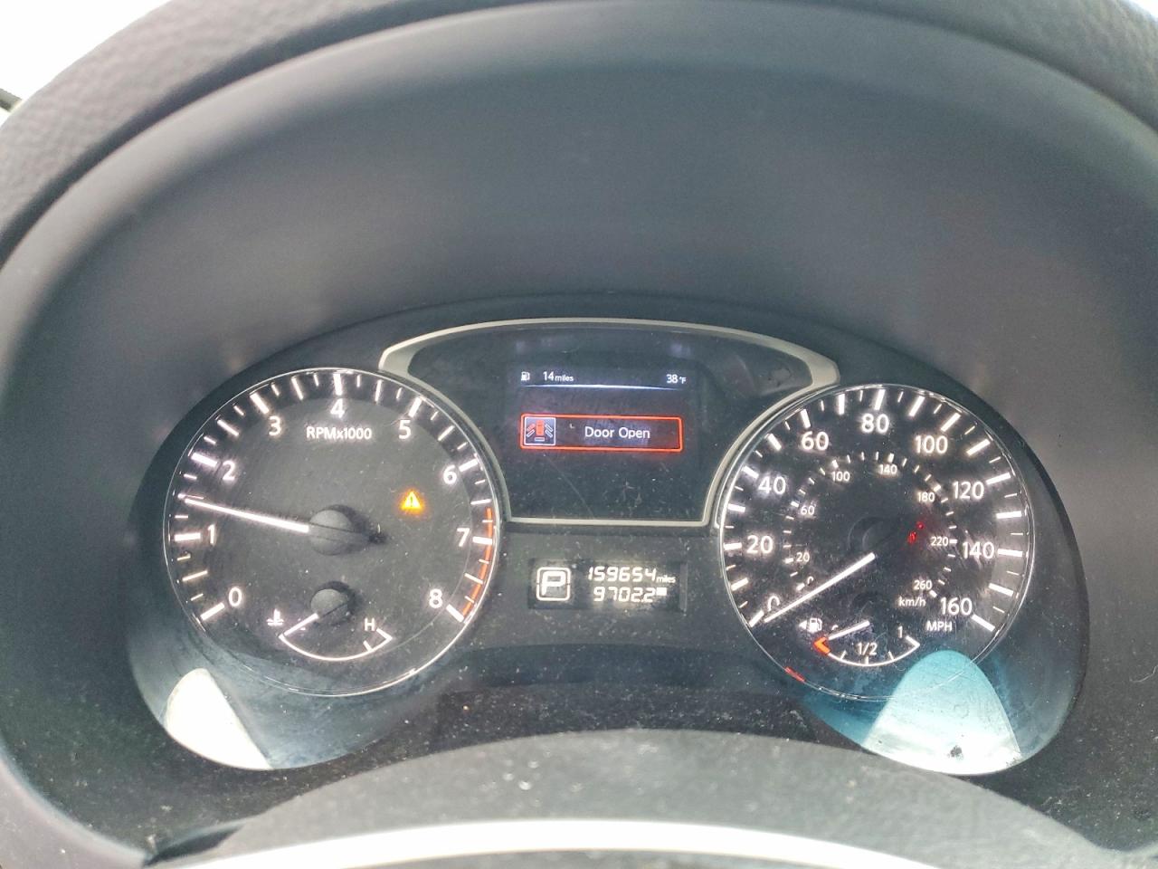 2014 Niss Altima 2.5 Белый vin: 1N4AL3AP0EC405716