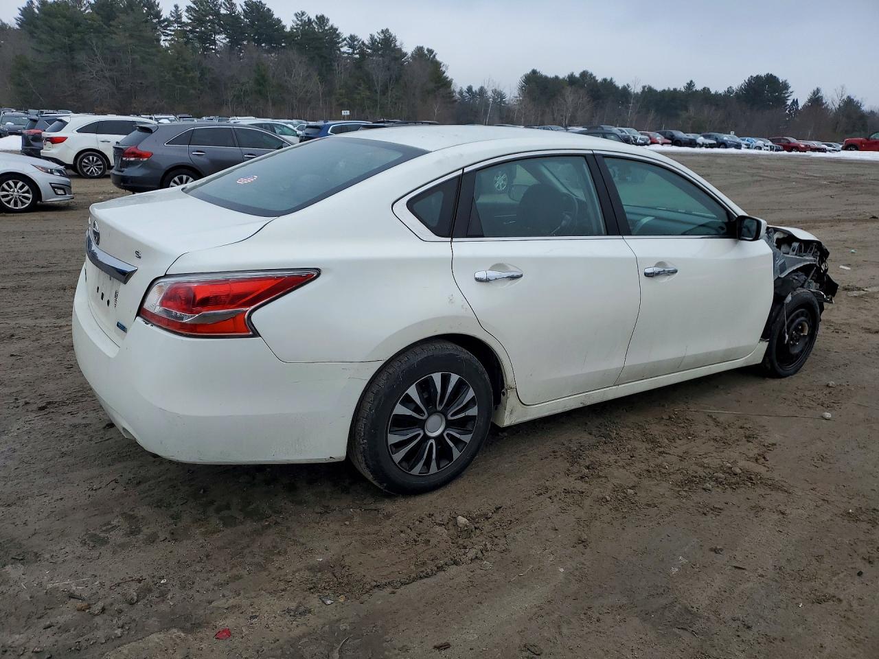2014 Niss Altima 2.5 Белый vin: 1N4AL3AP0EC405716