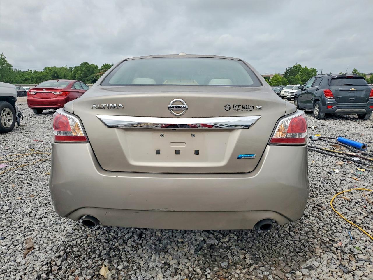 2014 Nissan Altima 2.5 Gold vin: 1N4AL3AP0EC411838