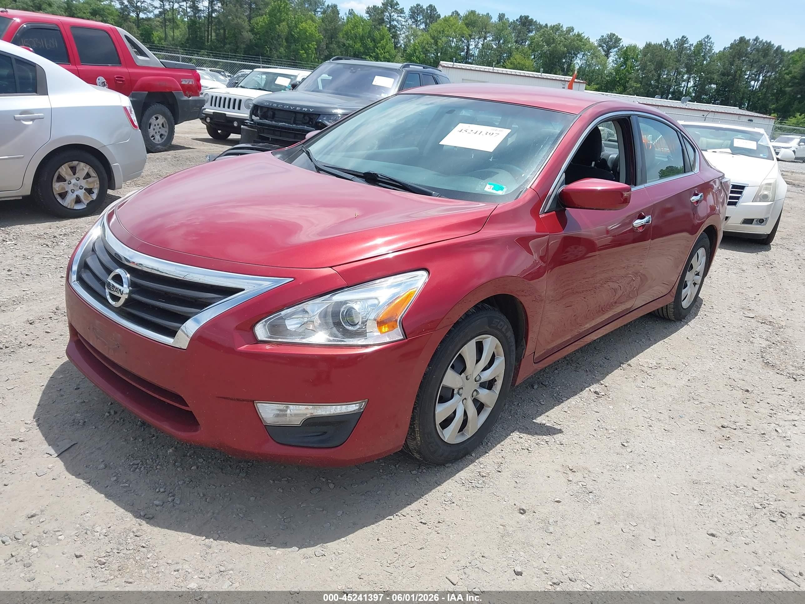 2014 Nissan Altima 2.5 S Red vin: 1N4AL3AP0EC417333