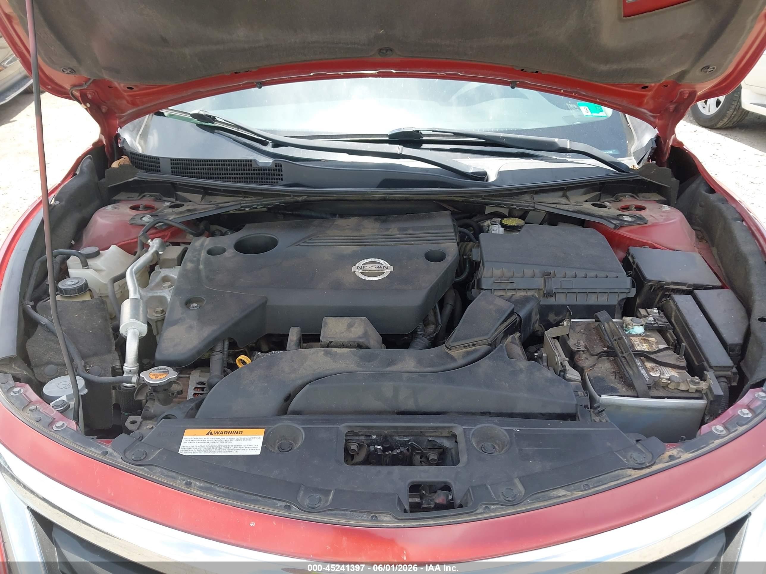 2014 Nissan Altima 2.5 S Red vin: 1N4AL3AP0EC417333