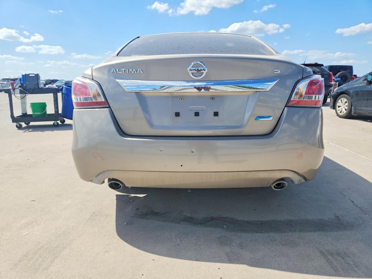 2014 Nissan Altima 2.5 S Beige vin: 1N4AL3AP0EN213653