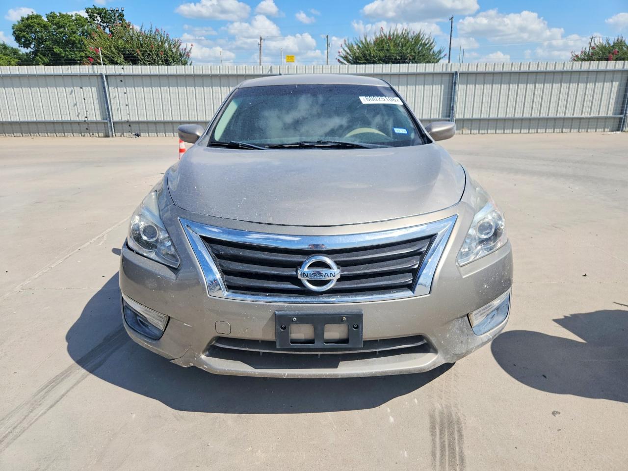 2014 Nissan Altima 2.5 S Beige vin: 1N4AL3AP0EN213653