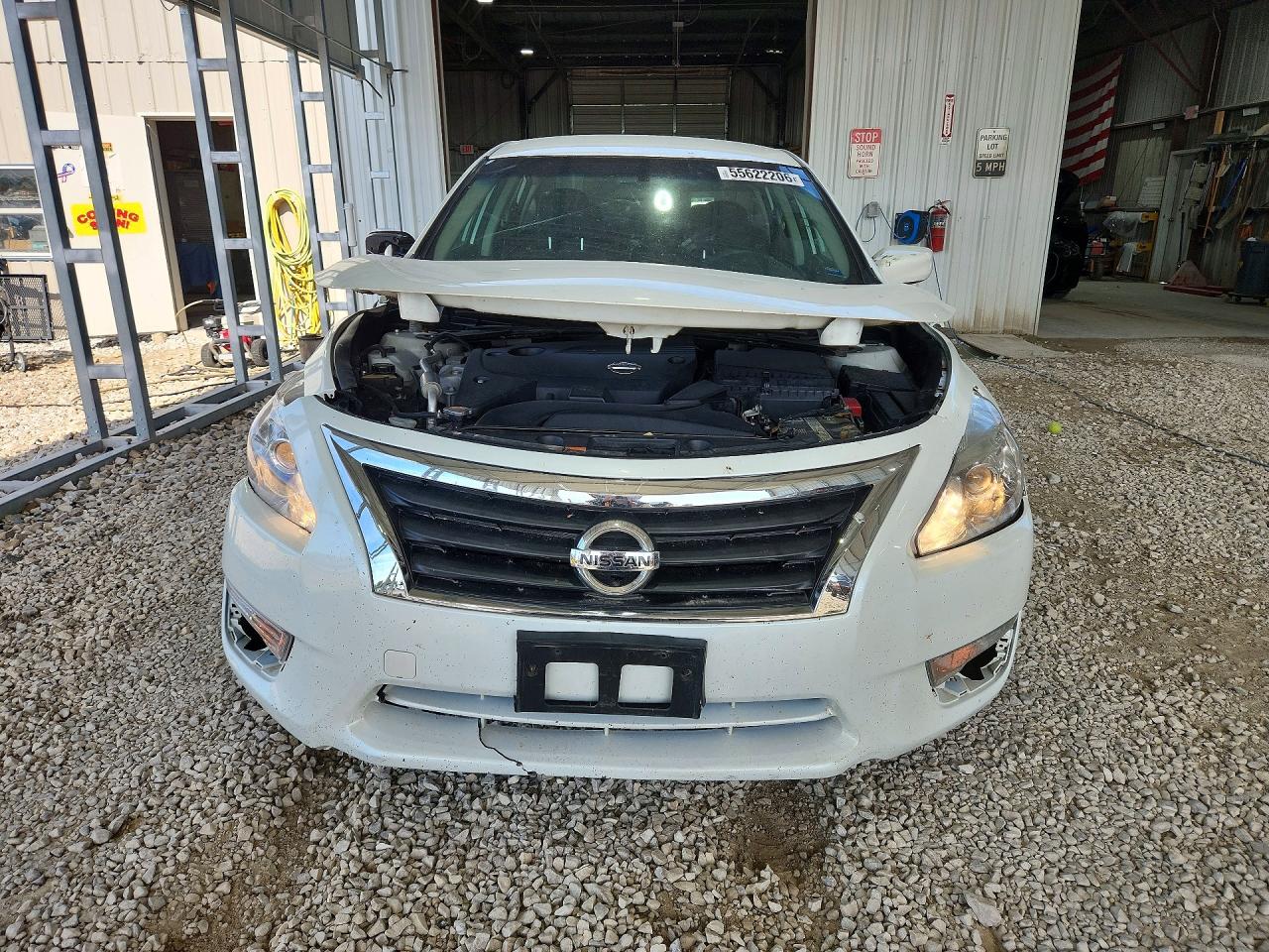 2014 Nissan Altima White vin: 1N4AL3AP0EN214138