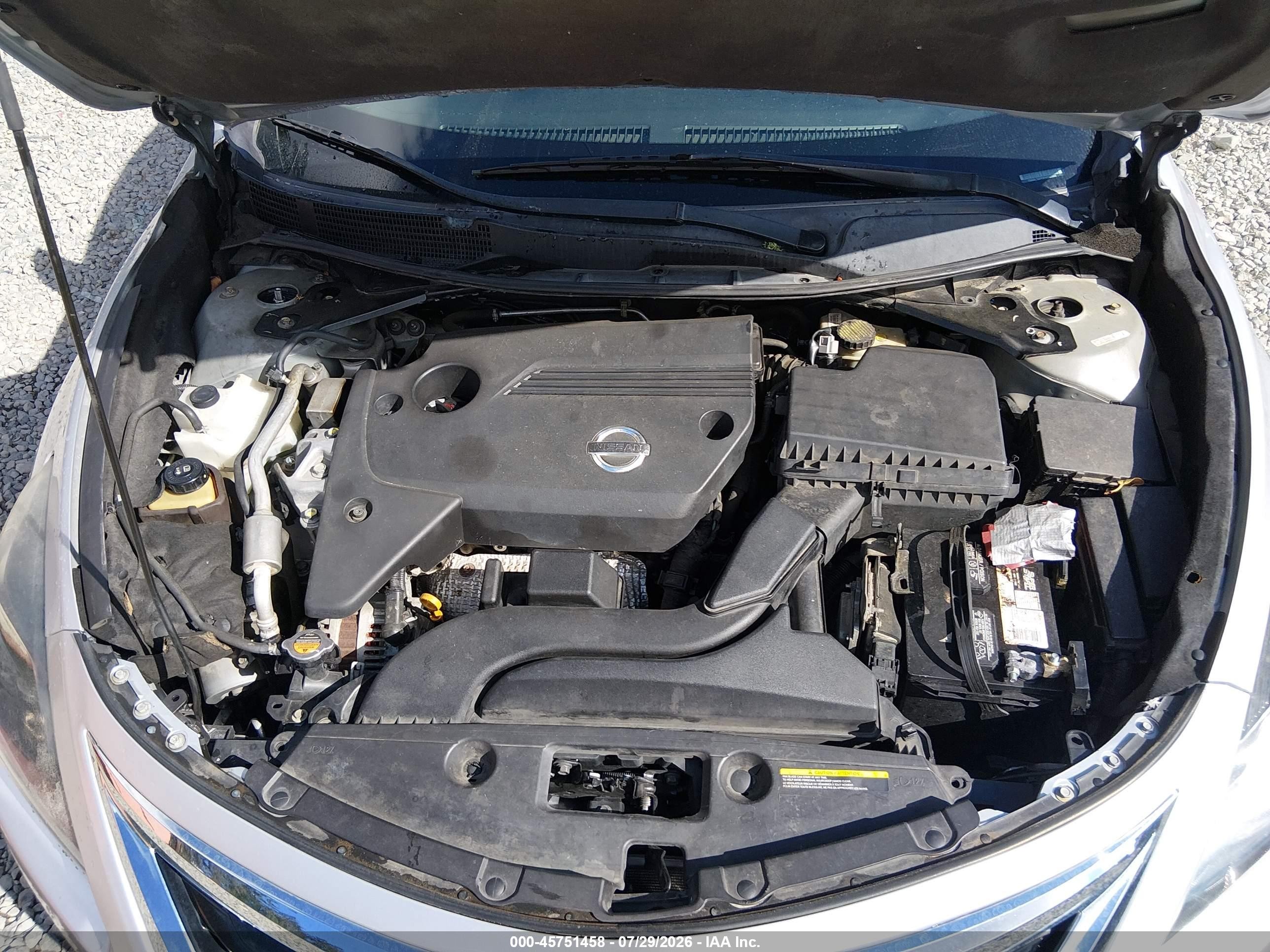 2014 Nissan Altima 2.5 S Silver vin: 1N4AL3AP0EN230209