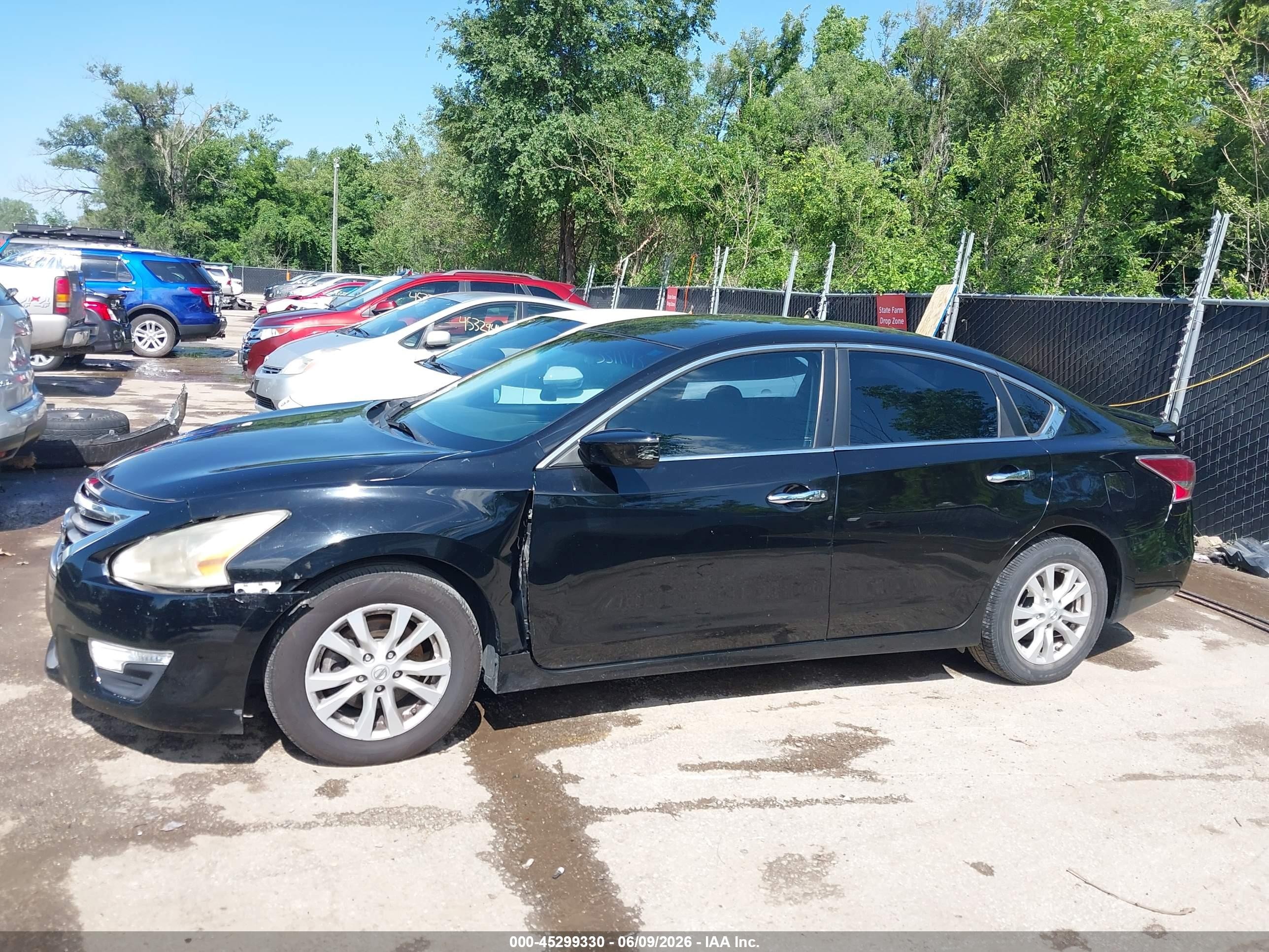 2014 Nissan Altima 2.5 S Черный vin: 1N4AL3AP0EN232137