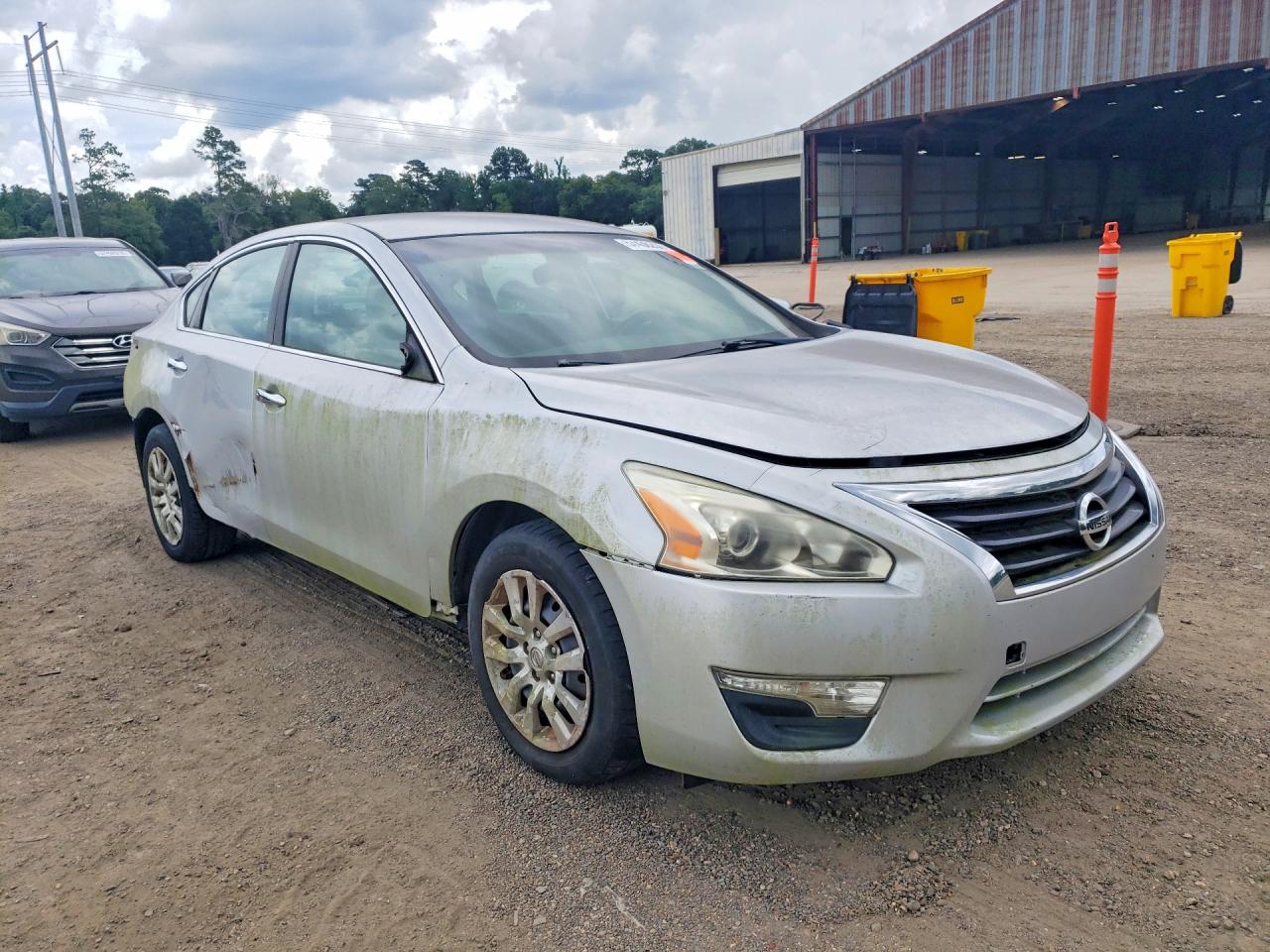 2014 Nissan Altima 2.5 S Silver vin: 1N4AL3AP0EN258303