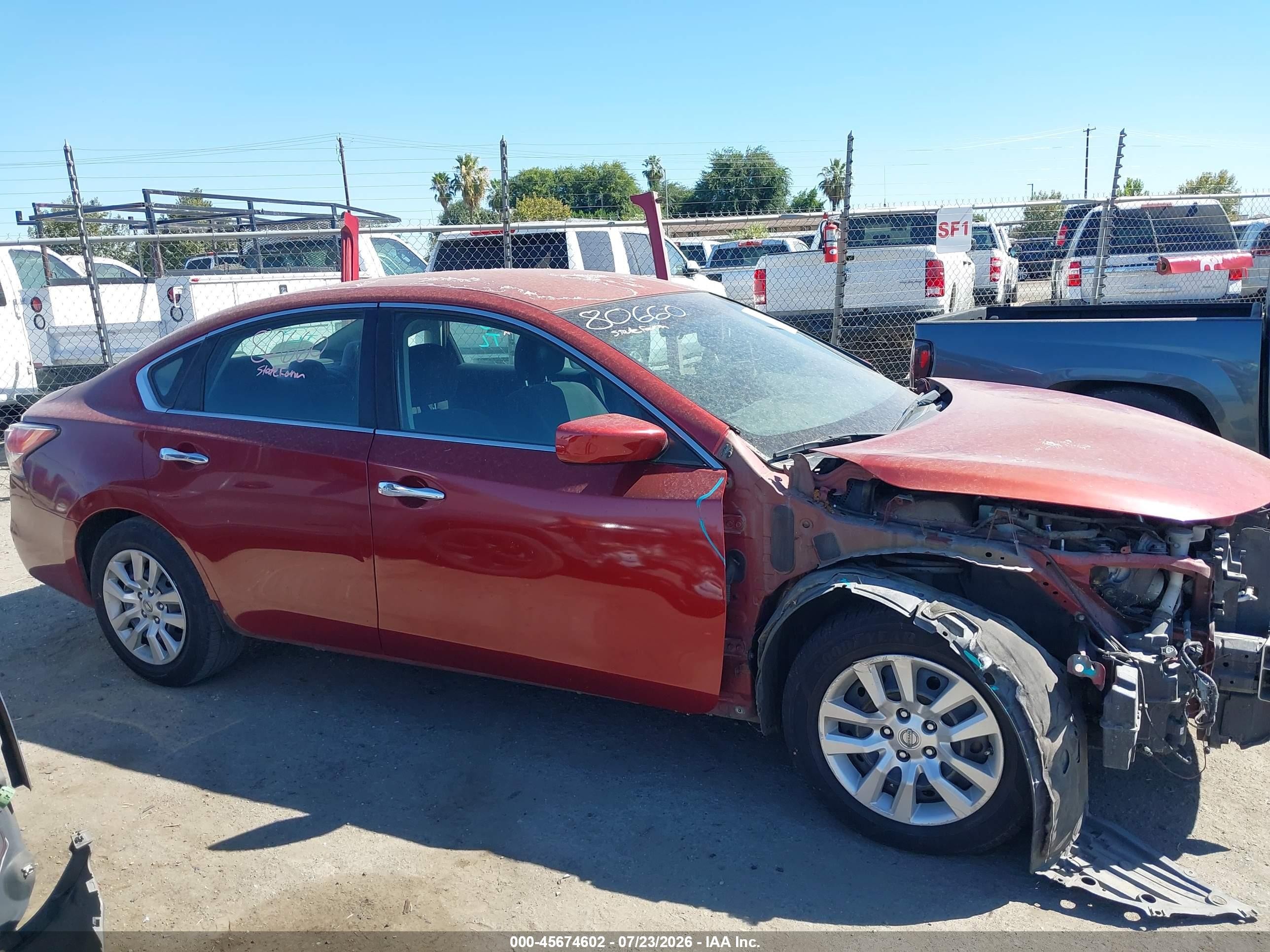 2014 Nissan Altima 2.5/2.5 S/2.5 Sl/2.5 Sv Red vin: 1N4AL3AP0EN334313