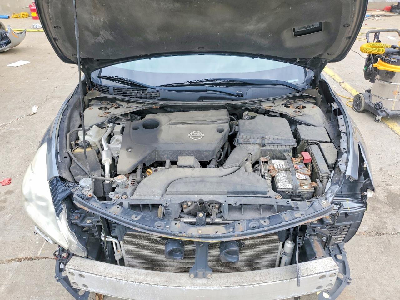 2014 Nissan Altima 2.5 Gray vin: 1N4AL3AP0EN335526