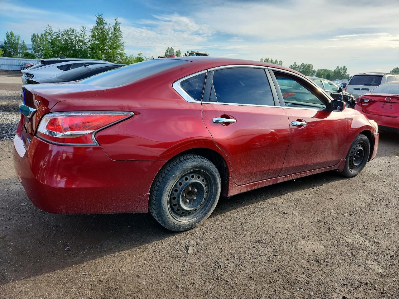 2014 Nissan Altima 2.5 Red vin: 1N4AL3AP0EN343304