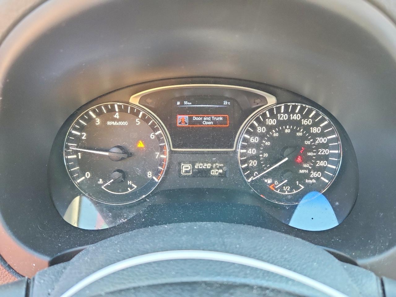 2014 Nissan Altima 2.5 Red vin: 1N4AL3AP0EN343304
