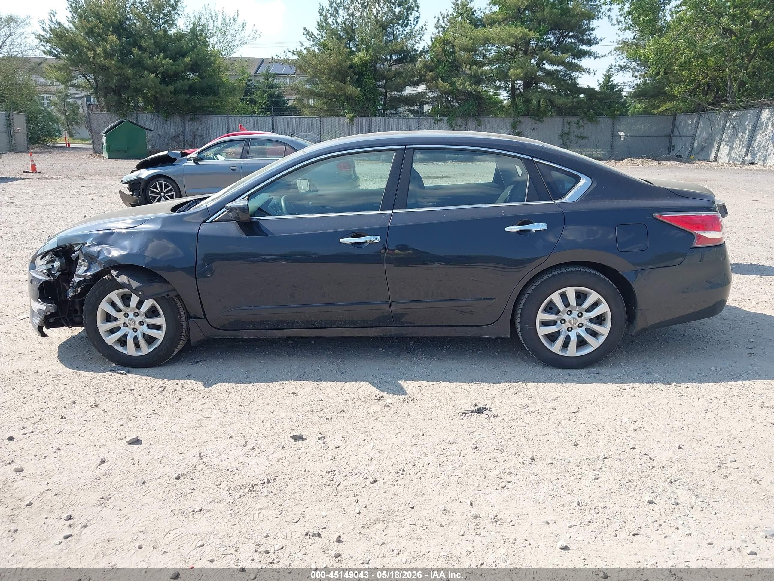 2014 Nissan Altima 2.5 S Gray vin: 1N4AL3AP0EN359387