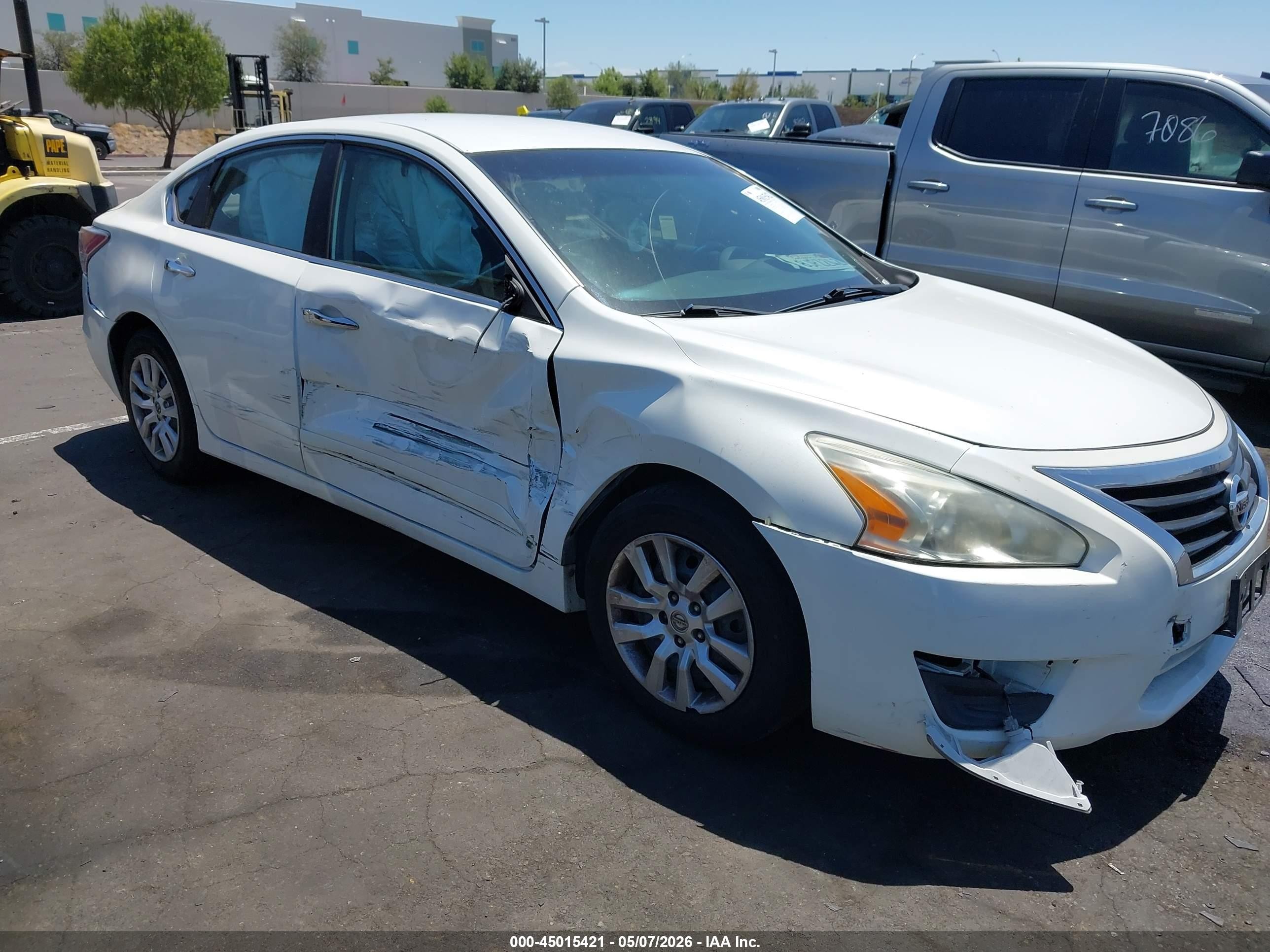 2014 Nissan Altima 2.5 S Белый vin: 1N4AL3AP0EN361009