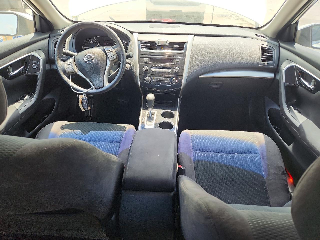 2014 Nissan Altima 2.5 S White vin: 1N4AL3AP0EN363648