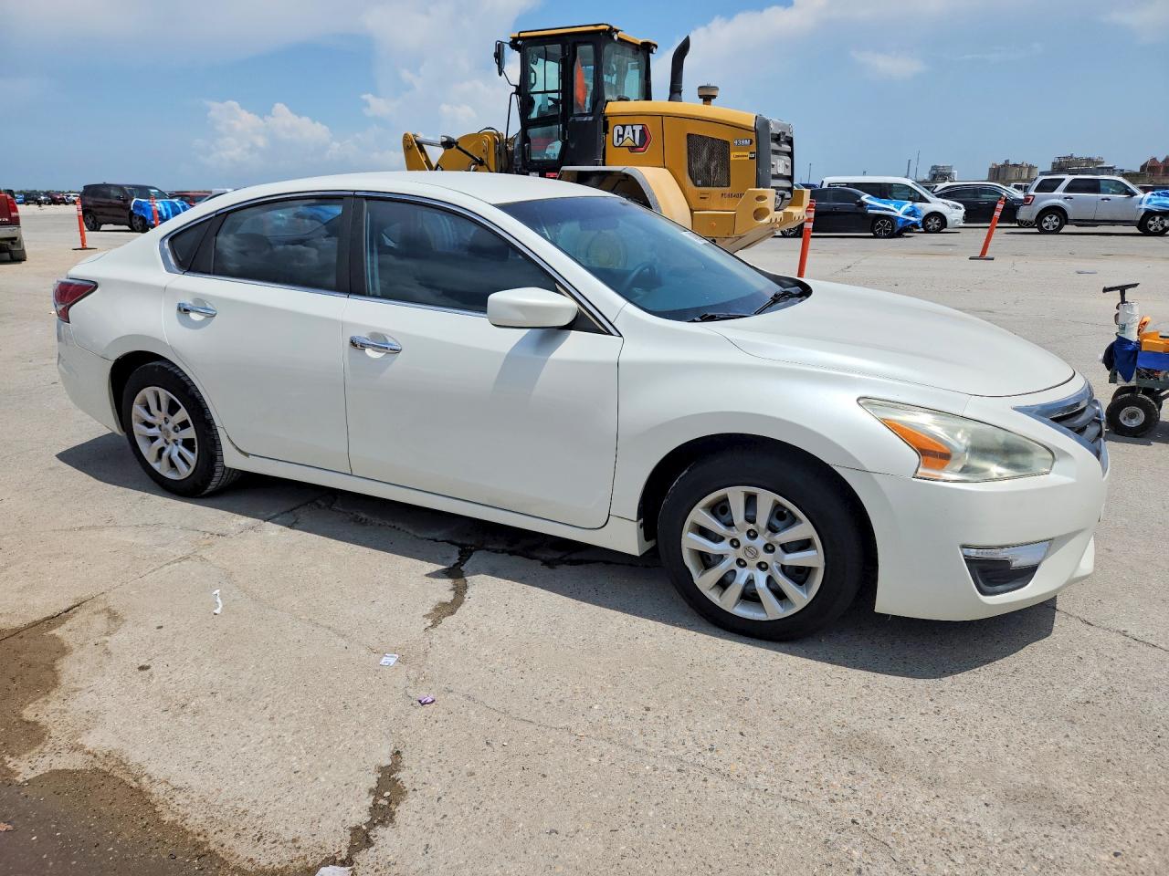 2014 Nissan Altima 2.5 S White vin: 1N4AL3AP0EN363648