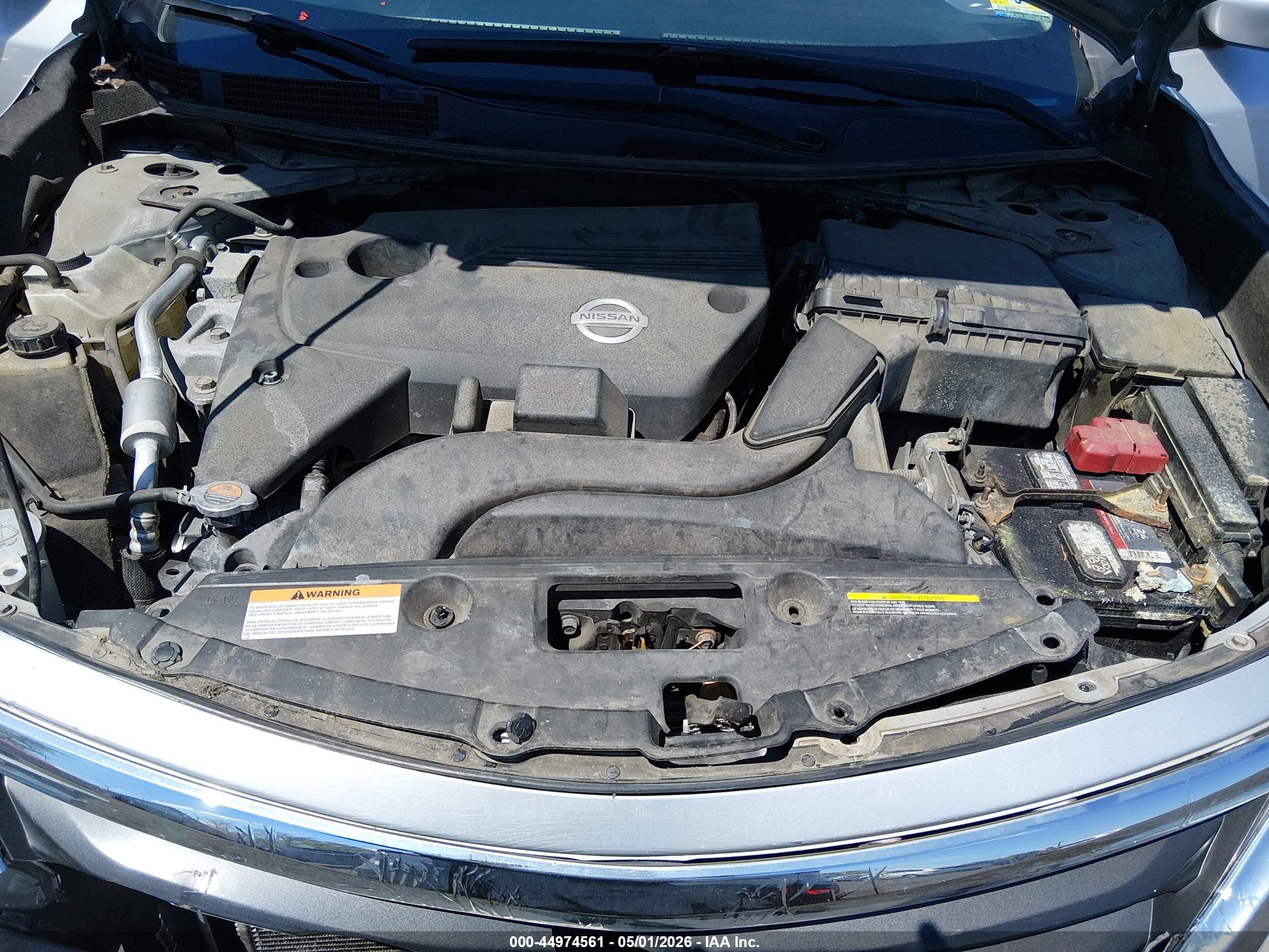 2014 Nissan Altima 2.5 S Серебряный vin: 1N4AL3AP0EN371345